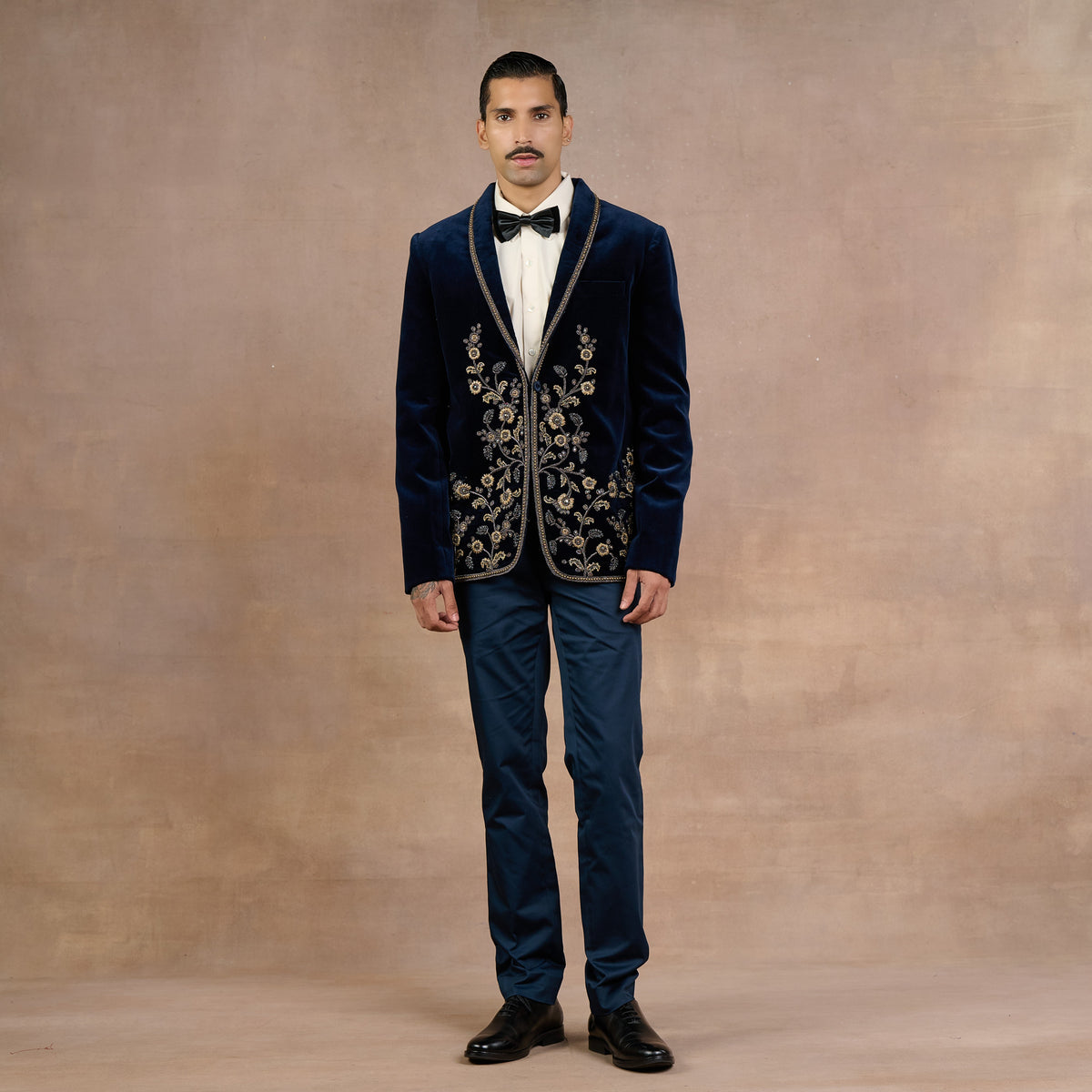 Midnight Blue Tuxedo | Siddi