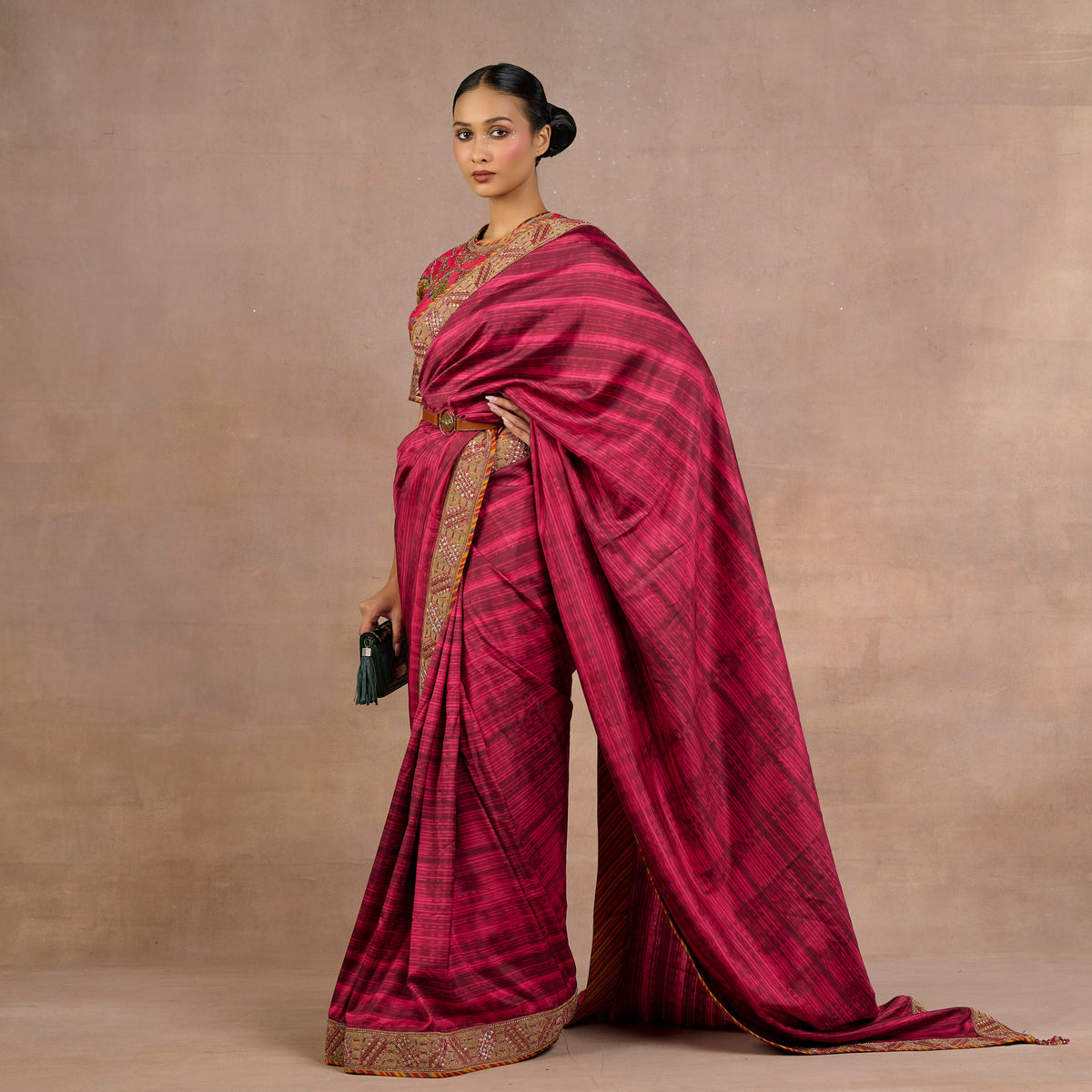 Fuchsia Saree Set | Siddi