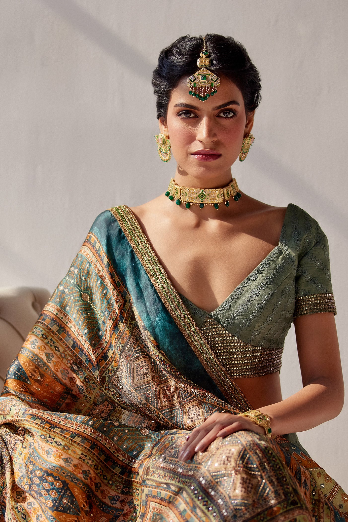 Rumeli Scuplted Choker