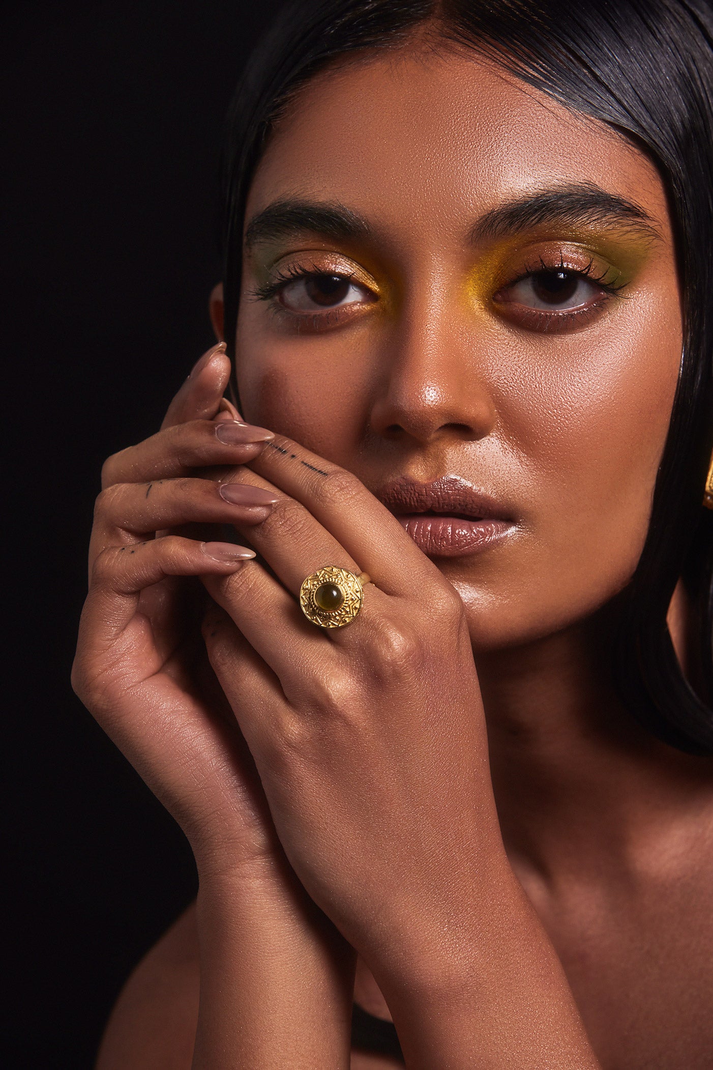 Azra Ring