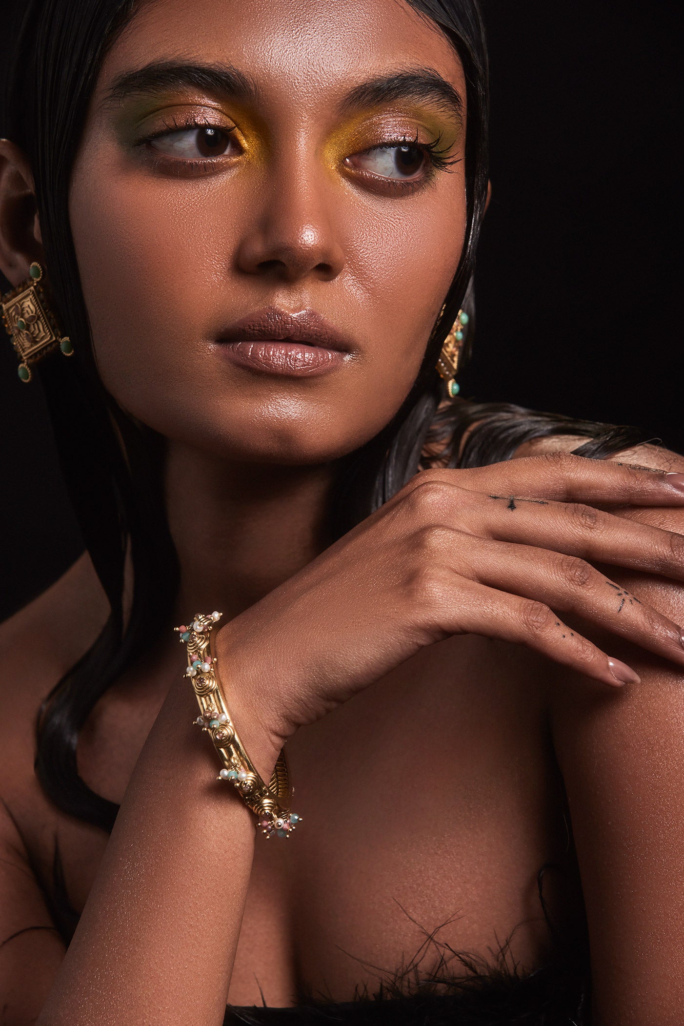 Azra Bangle