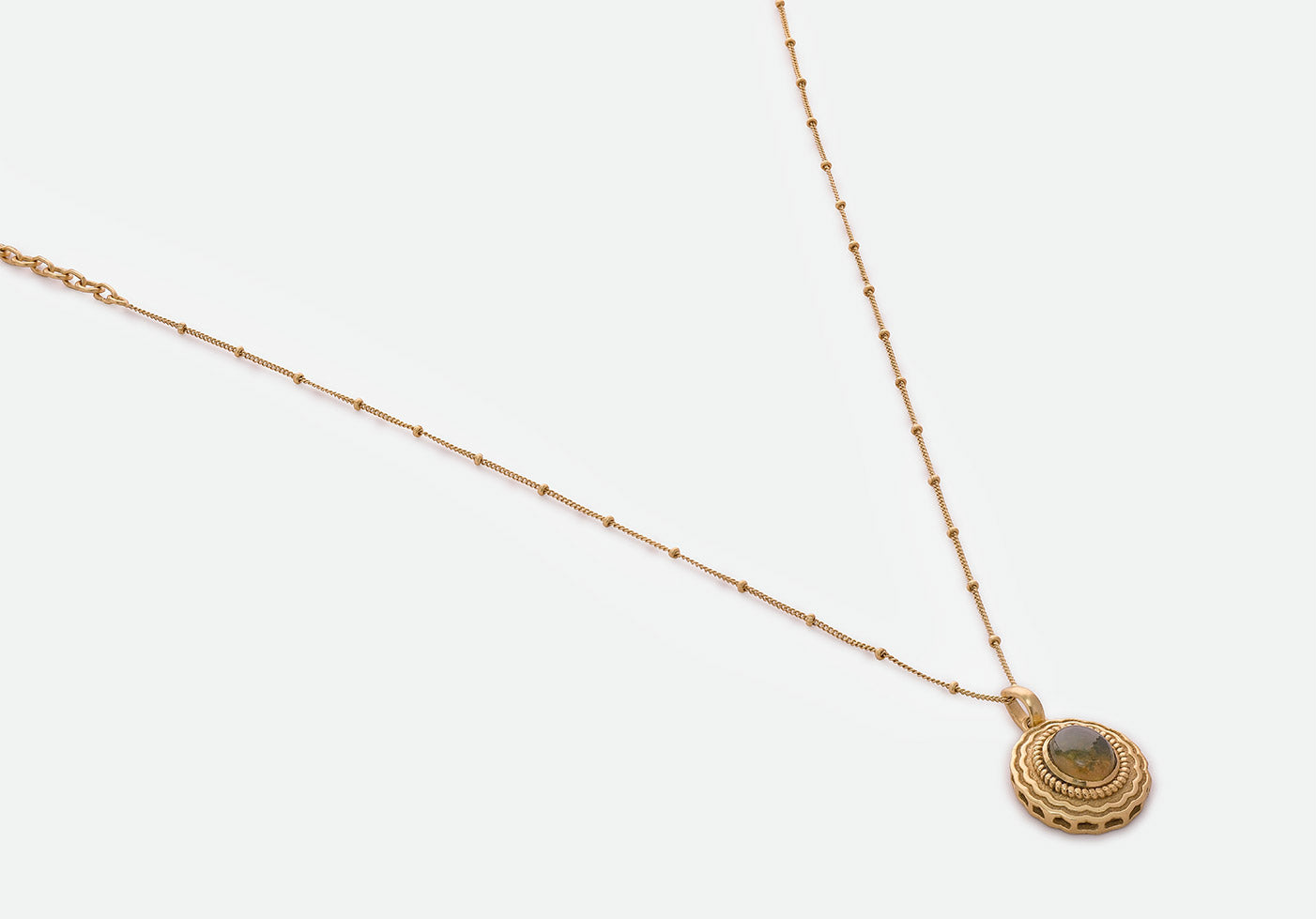 Azra Sleek Necklace