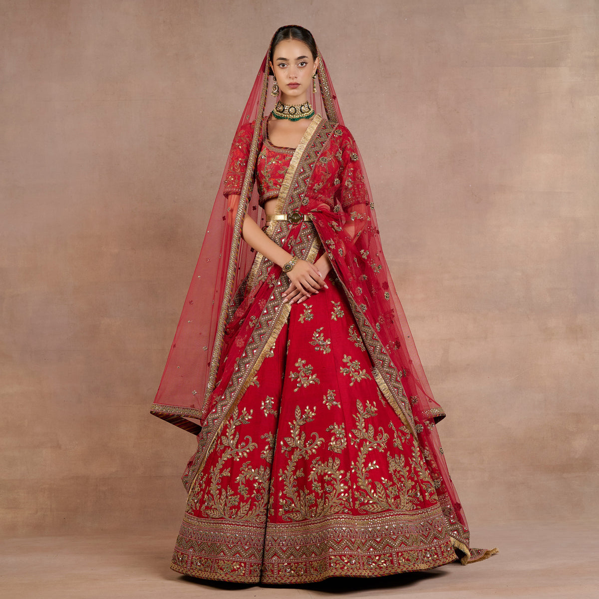 Ruby Red Veil | Siddi