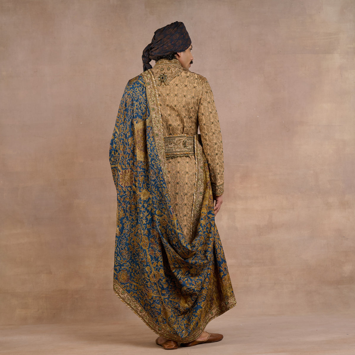 Warm Walnut Stole | Siddi