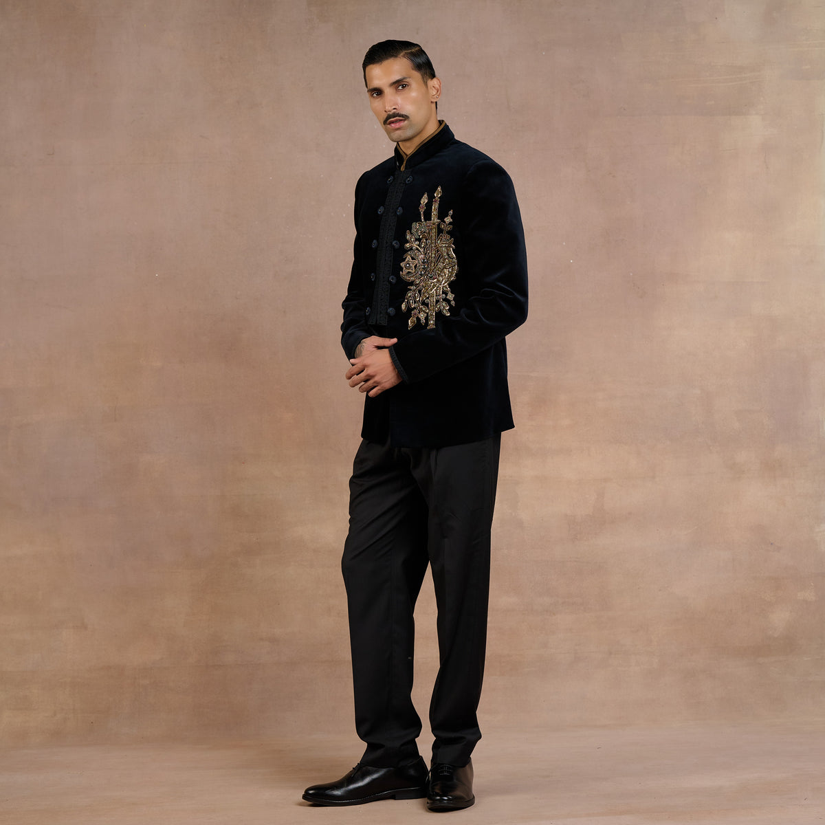 Noir Bandhgala Set | Siddi