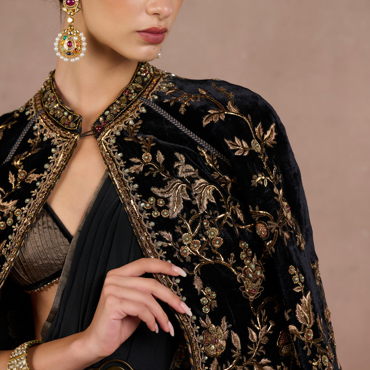 Noir - Gold Alika Jacket | Siddi