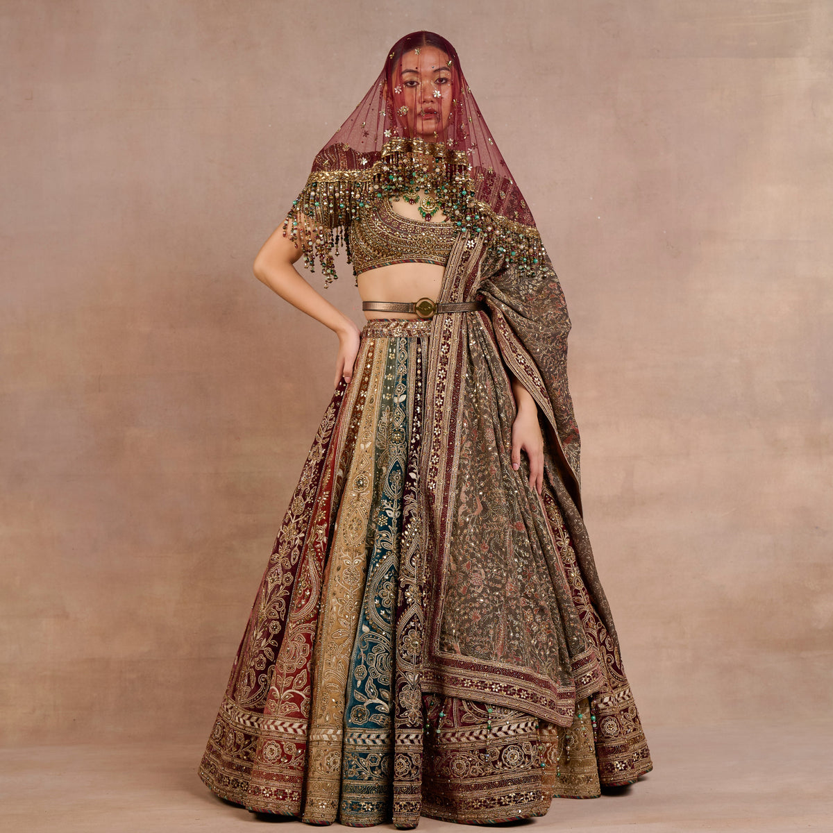 Burgundy Veil | Siddi