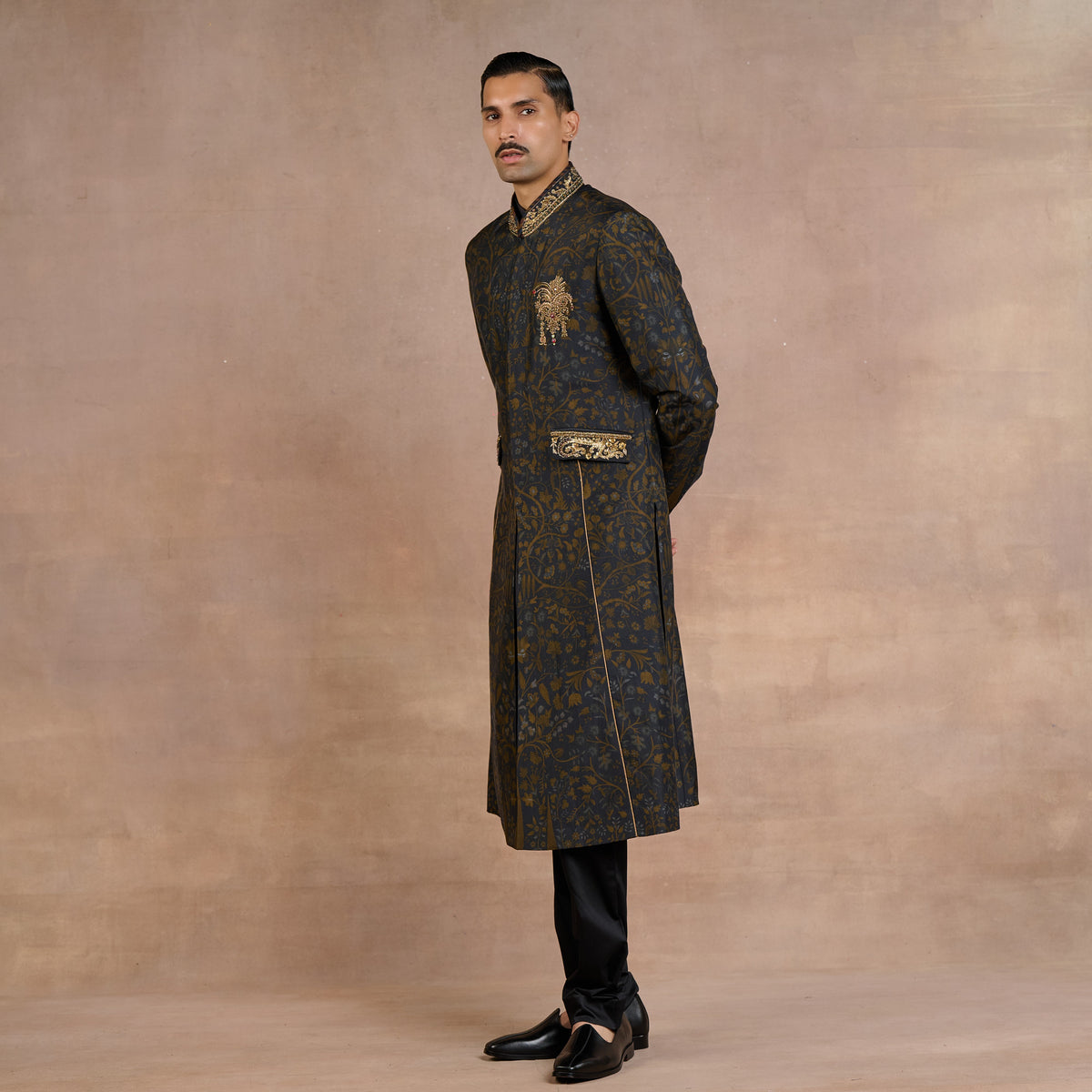 Noir Sherwani Set | Siddi