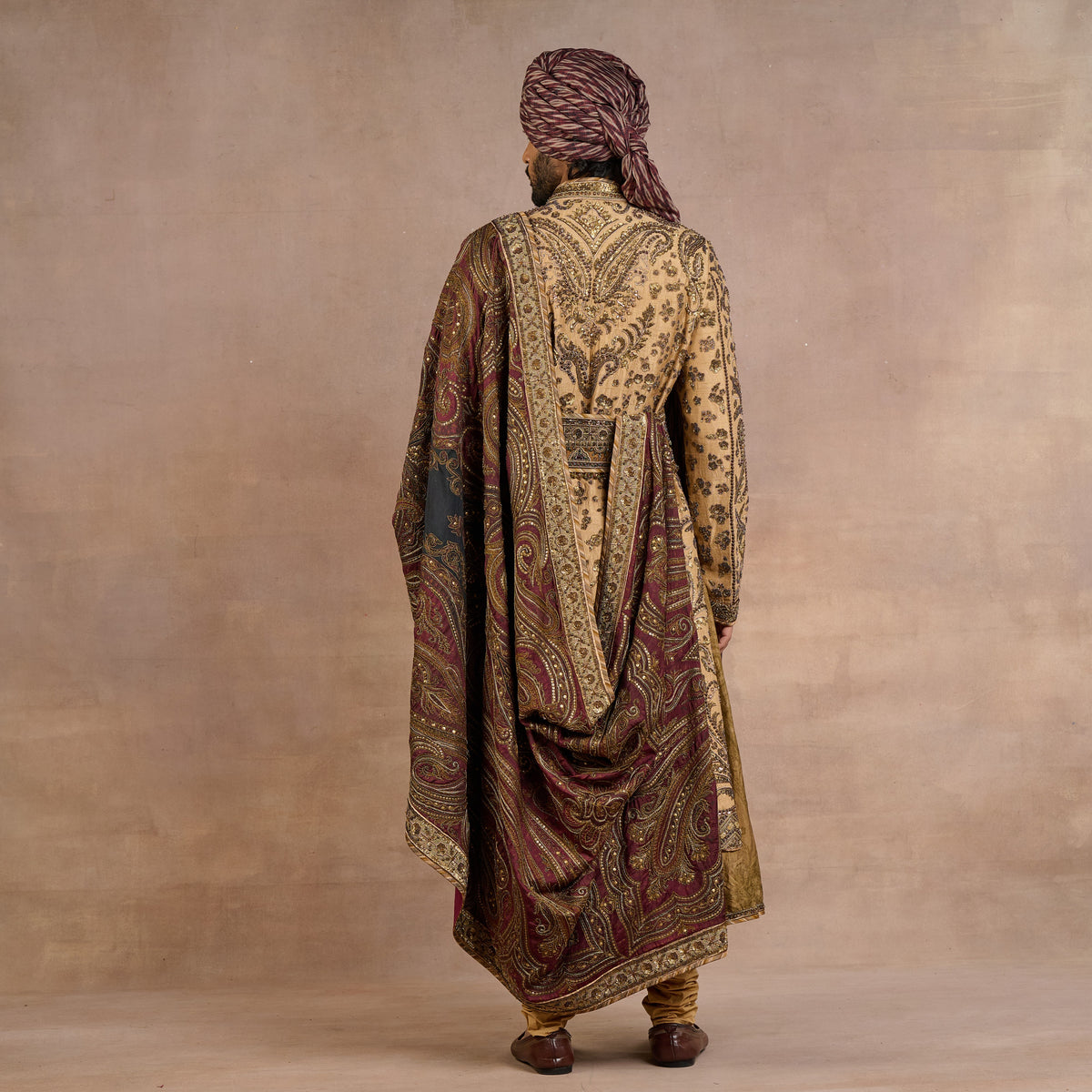 Warm Walnut Stole | Siddi
