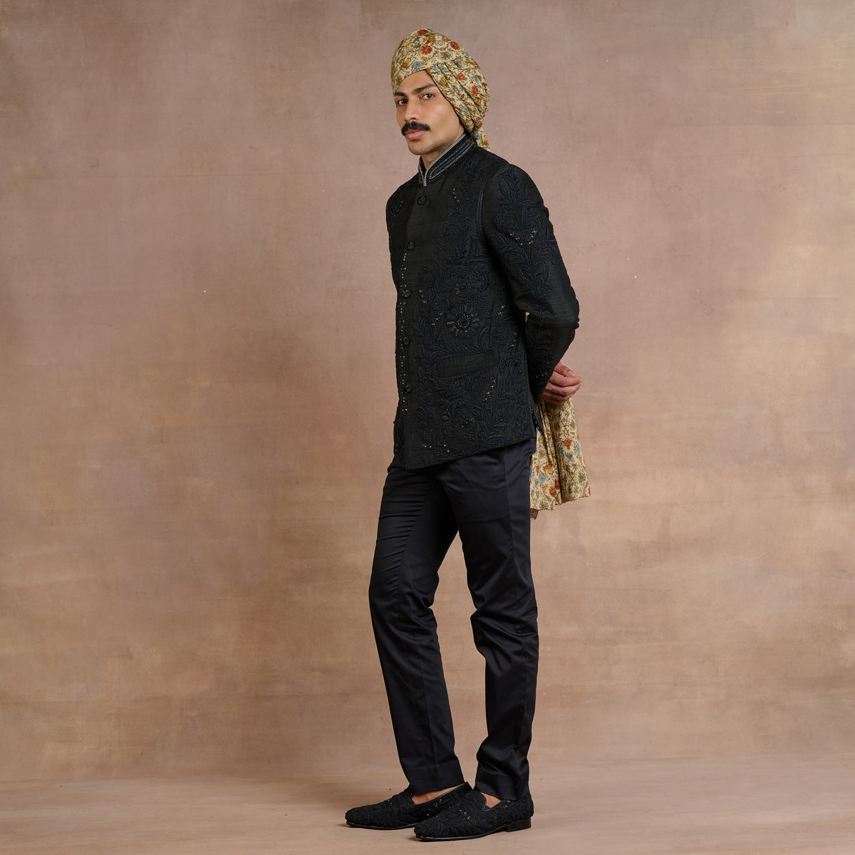 Noir Bandhgala Set | Siddi