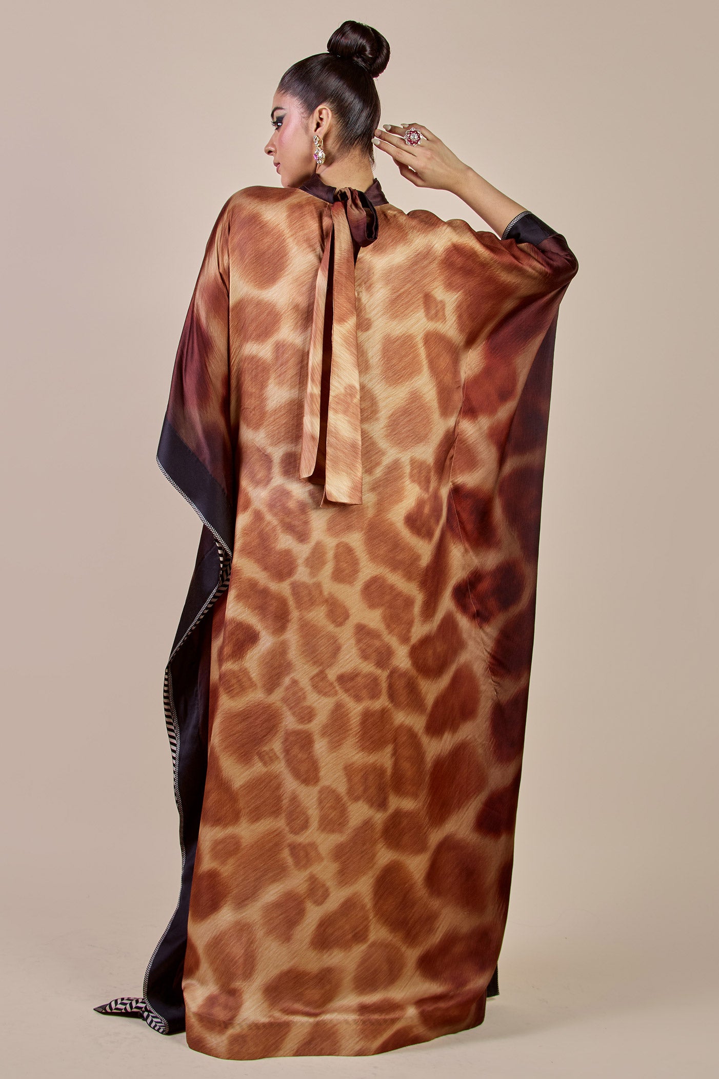 Giraffe Print Kaftan | CHHĒ