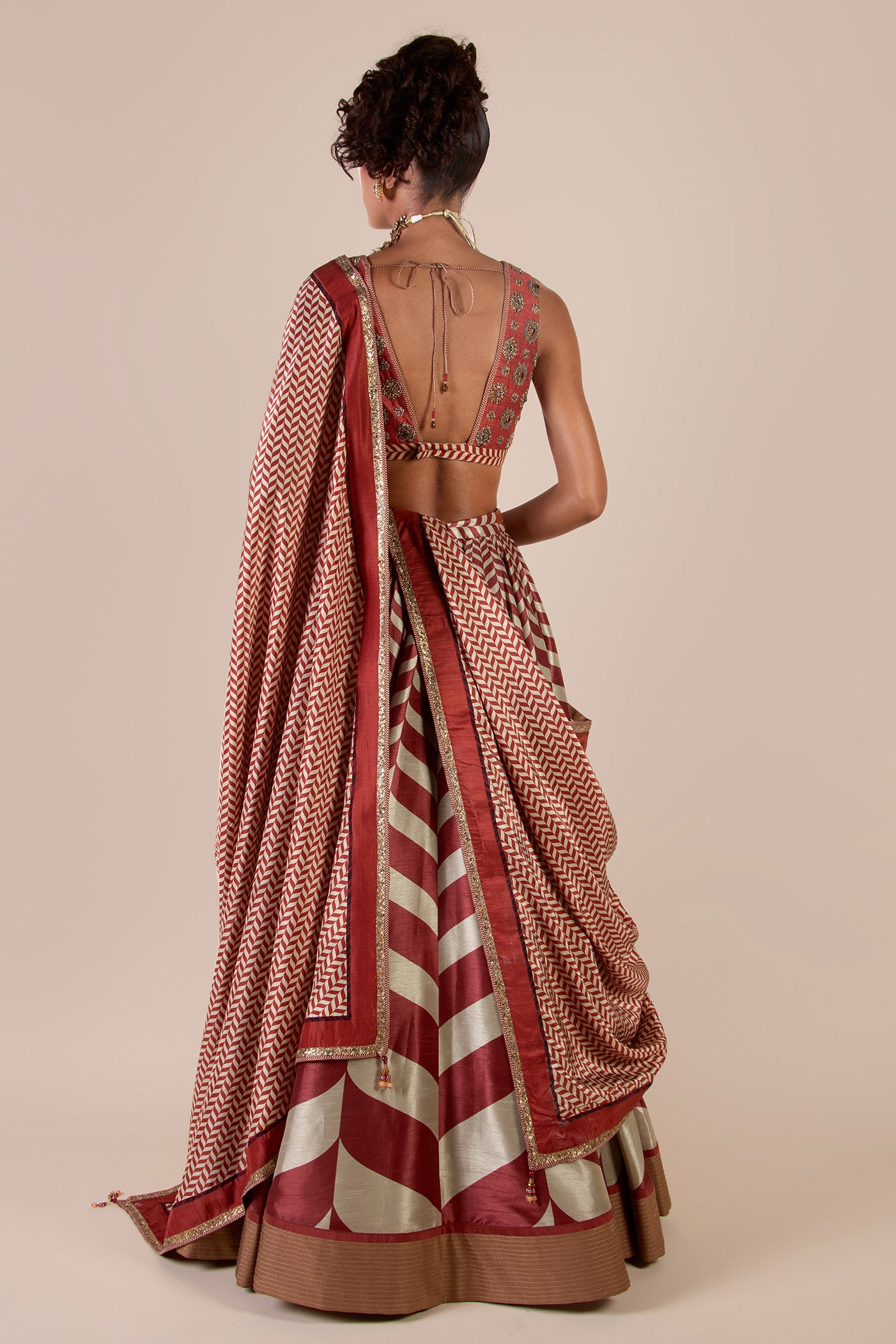 Rust - Ivory Chevron Stole | CHHĒ