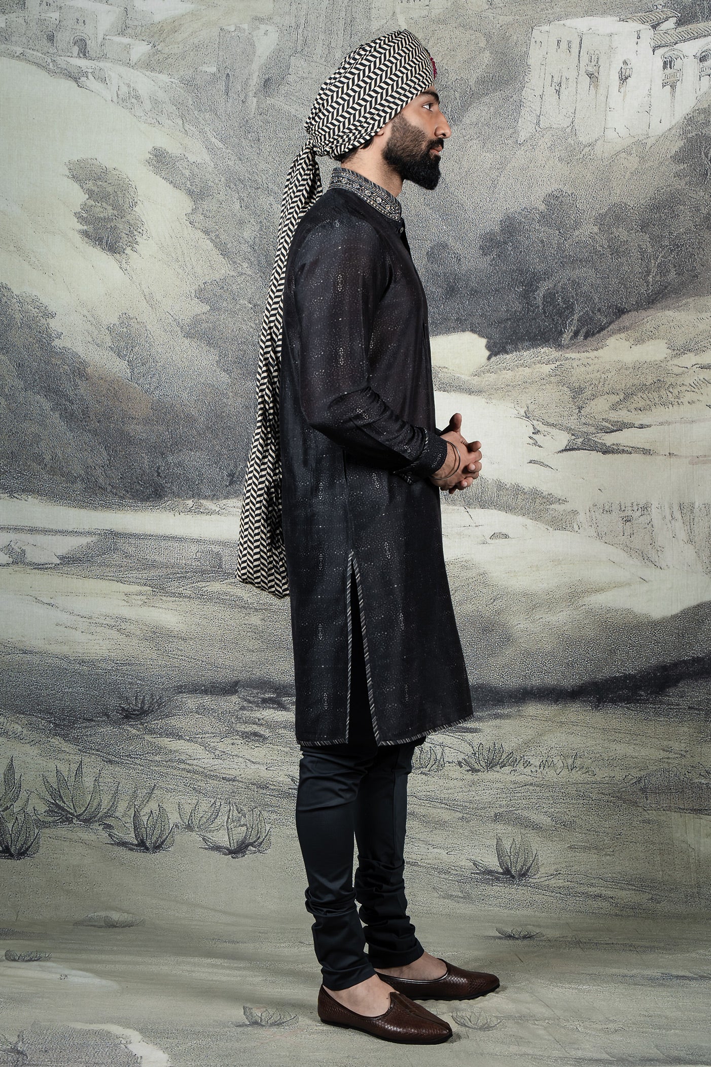 Charcoal Black Kurta Set | BARODA