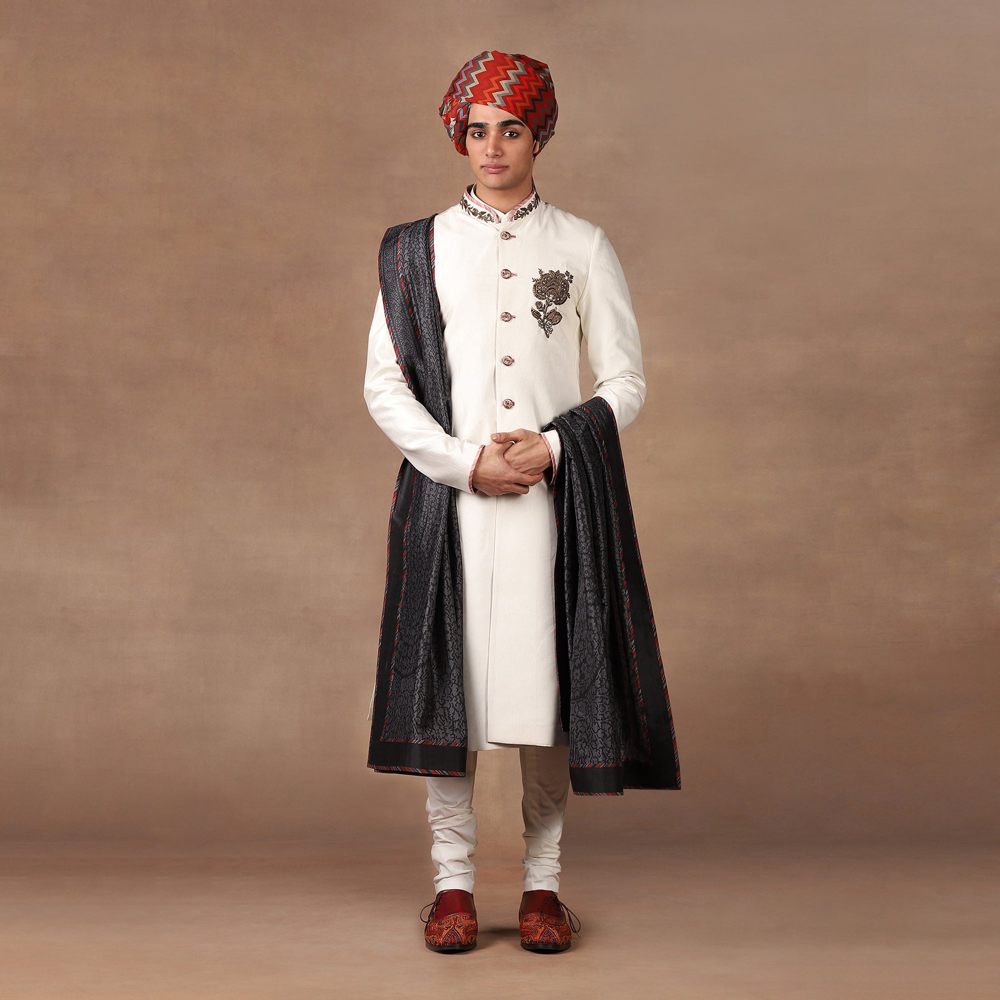 Charcoal Black Stole | MURAQQA