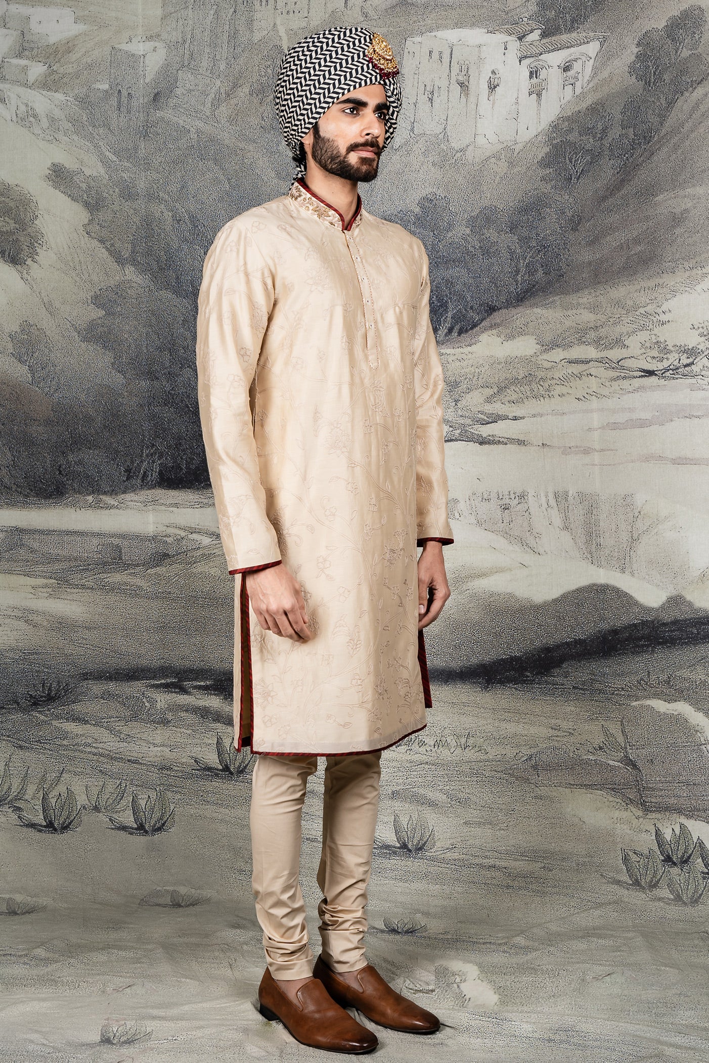 Crème Ivory Monochrome Kurta Set | BARODA