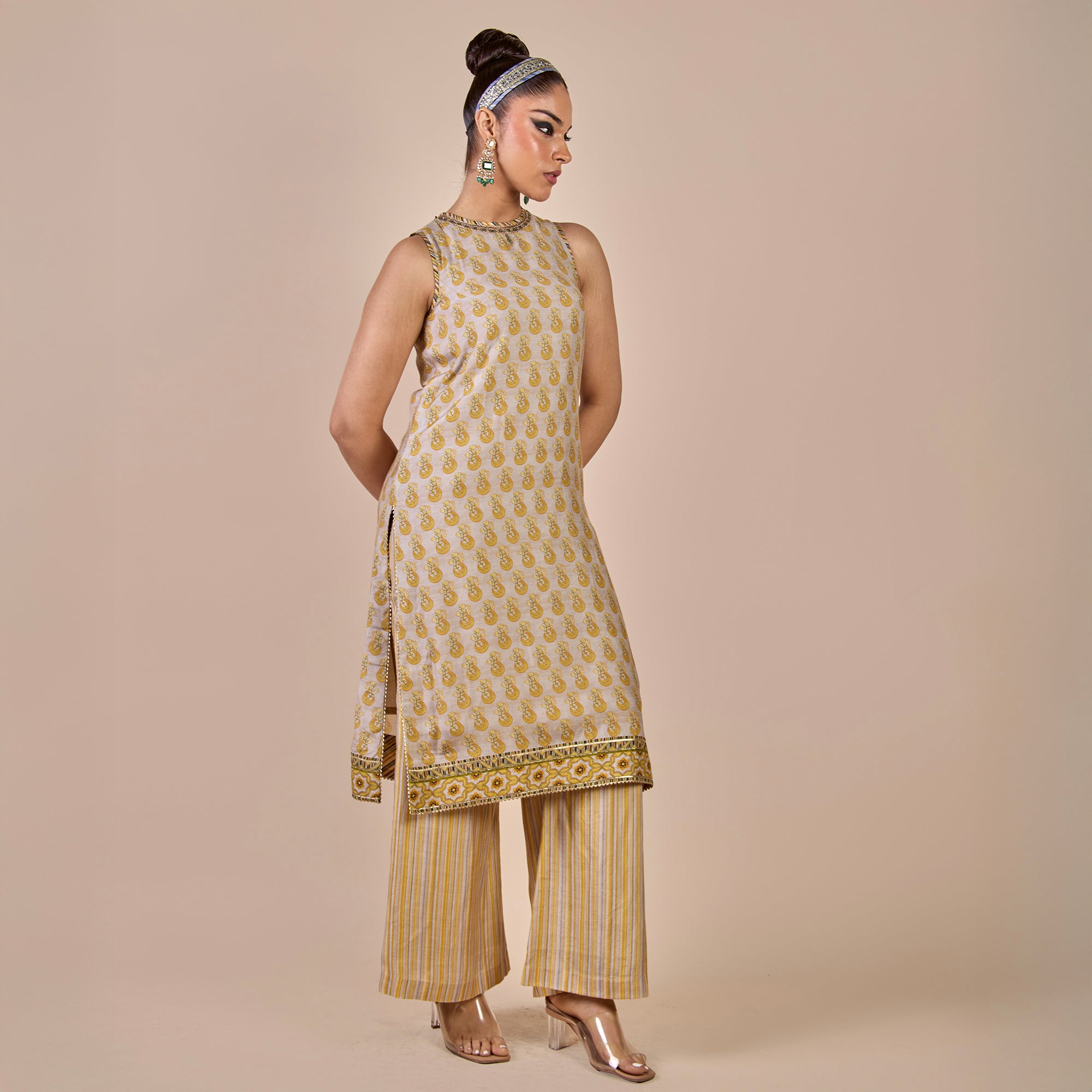 Crème Ivory - Olive Yellow Tunic Set | CHHĒ