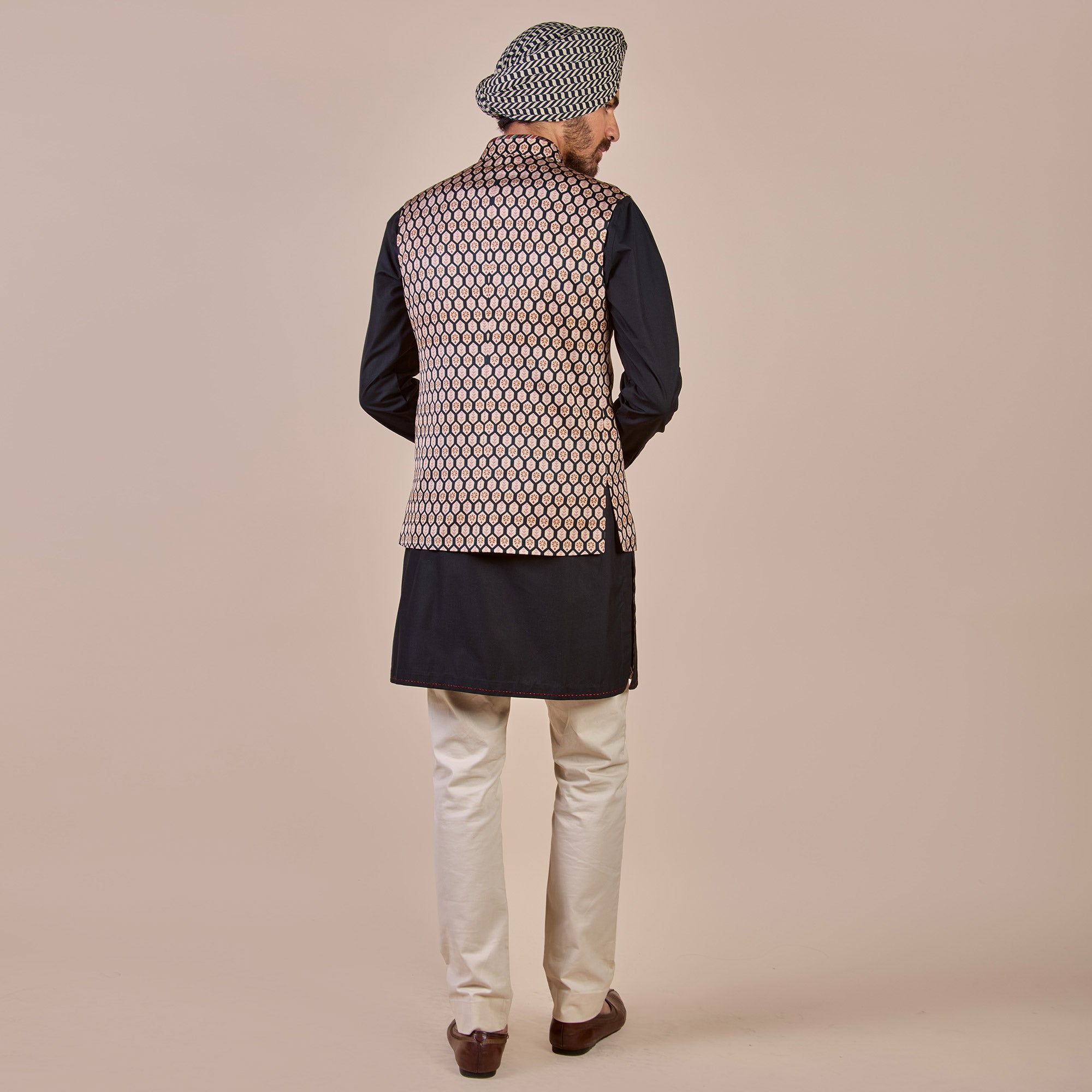 Ivory - Navy Blue Nehru Jacket | CHHĒ