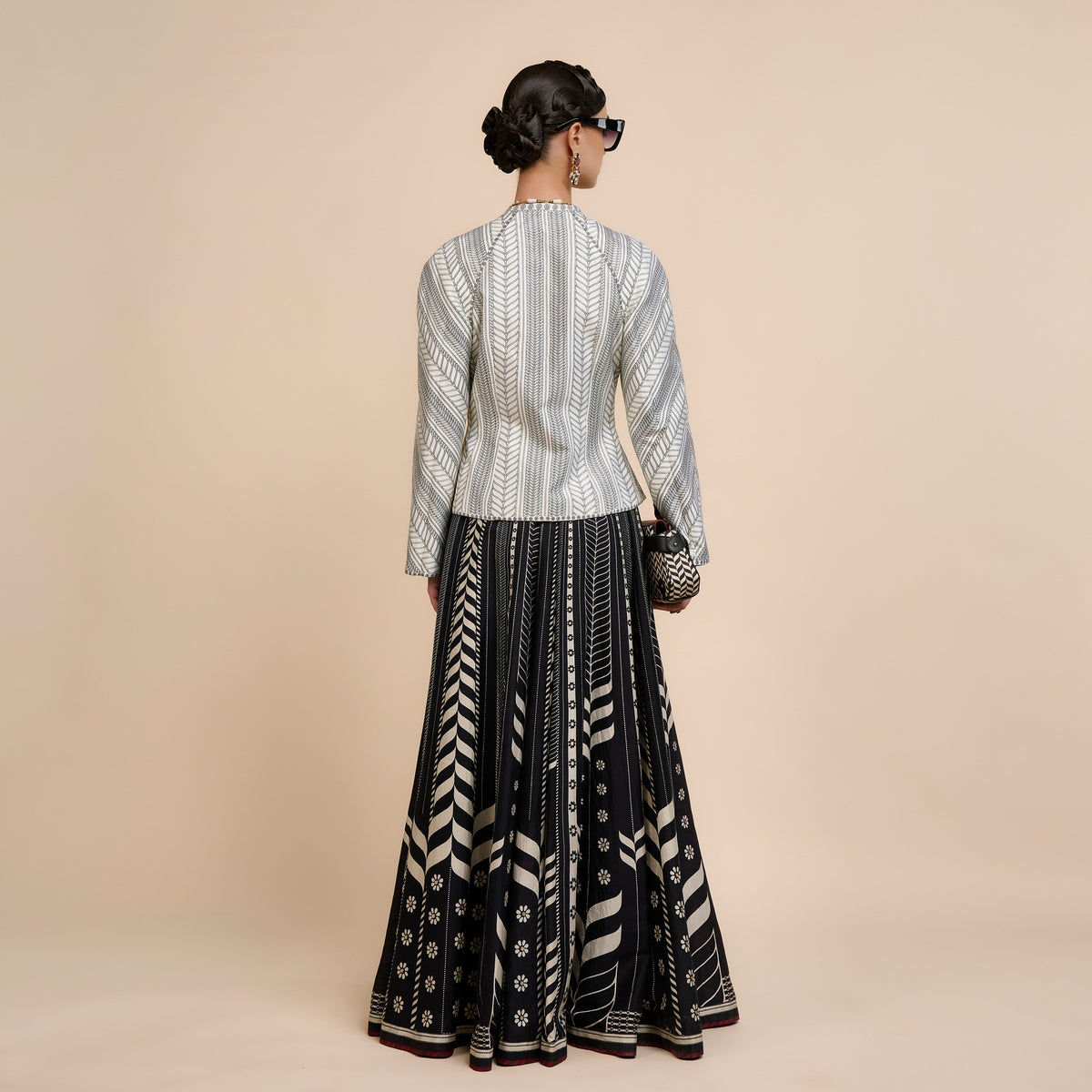 CHEVRON REVERSIBLE IKA JACKET | FESTIVE EDIT