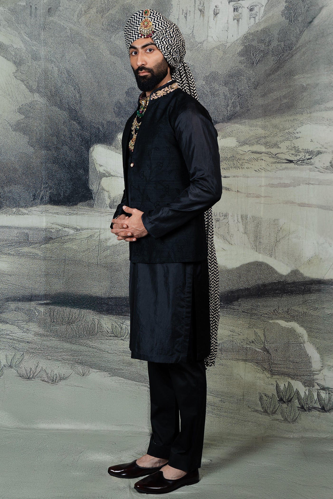 Monochrome Black Nehru Jacket Set | BARODA