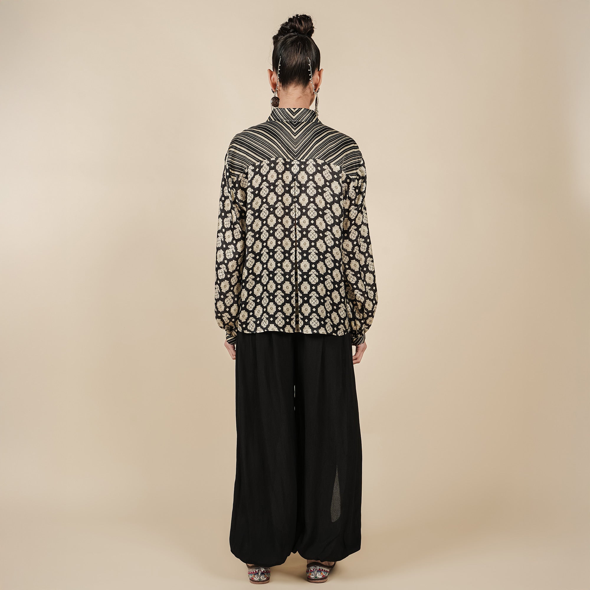Pearl Ivory Printed Long Top | CHAR