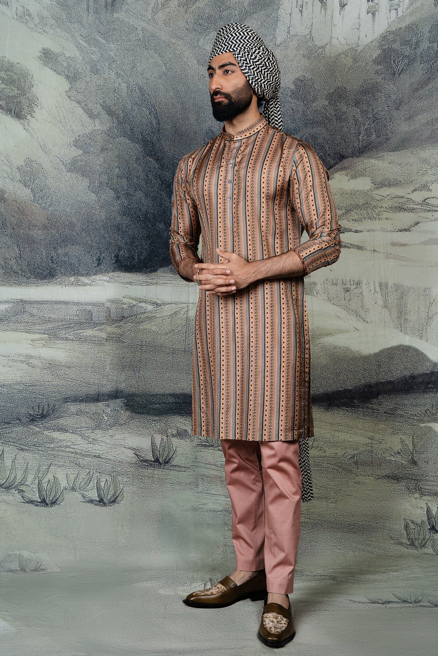 Rose Taupe Kurta Set | BARODA