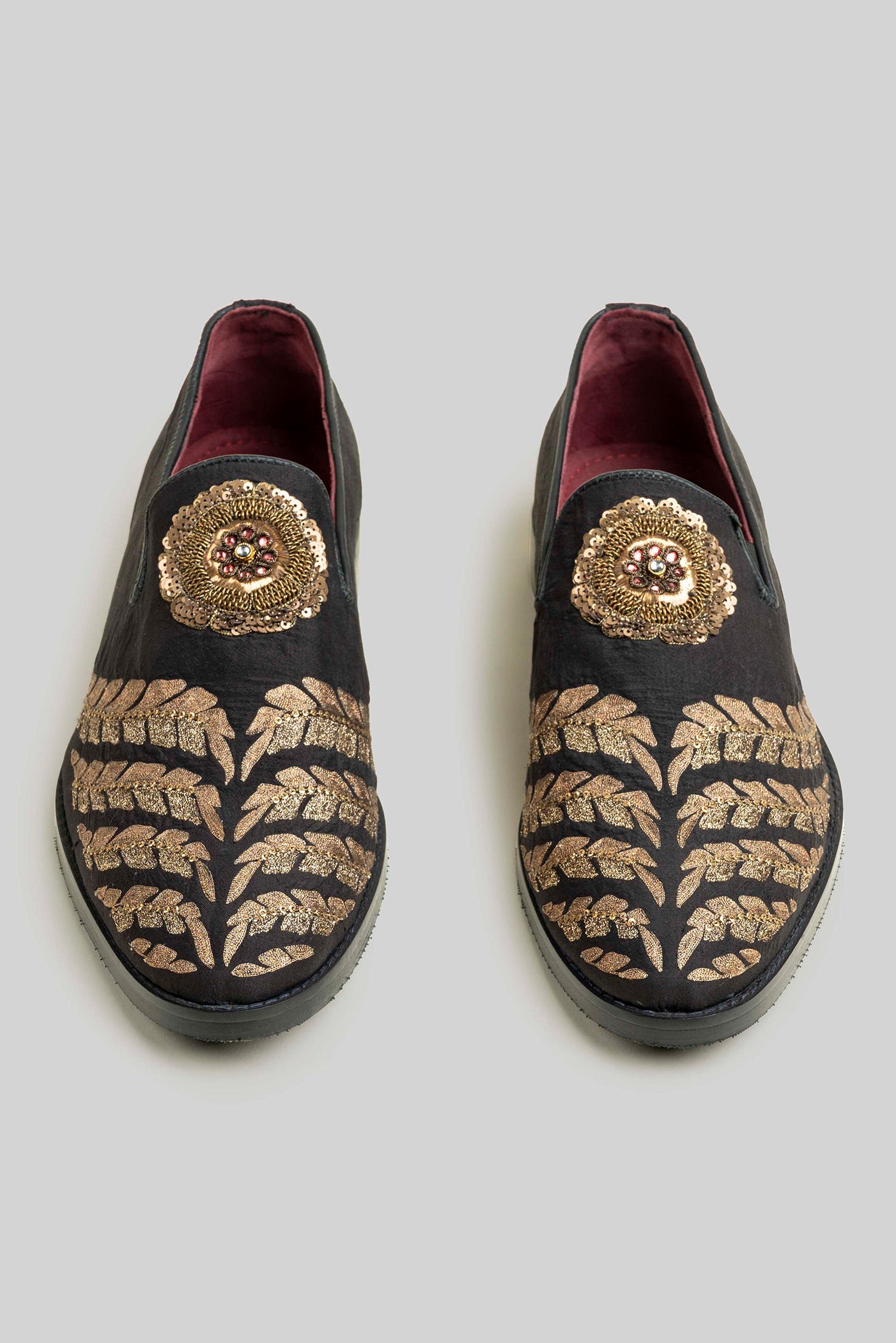 Noir Black Embroidered Loafers