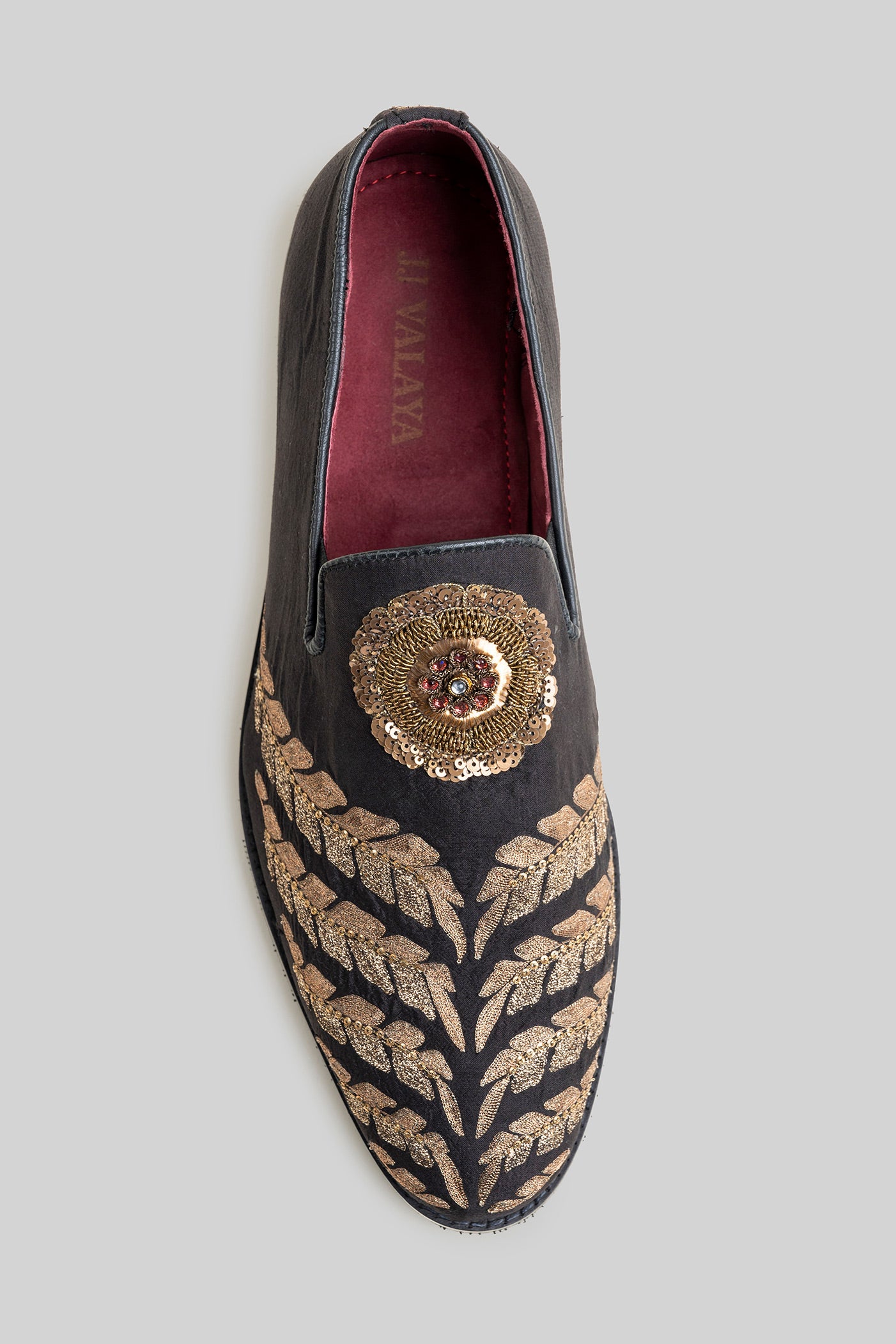 Noir Black Embroidered Loafers