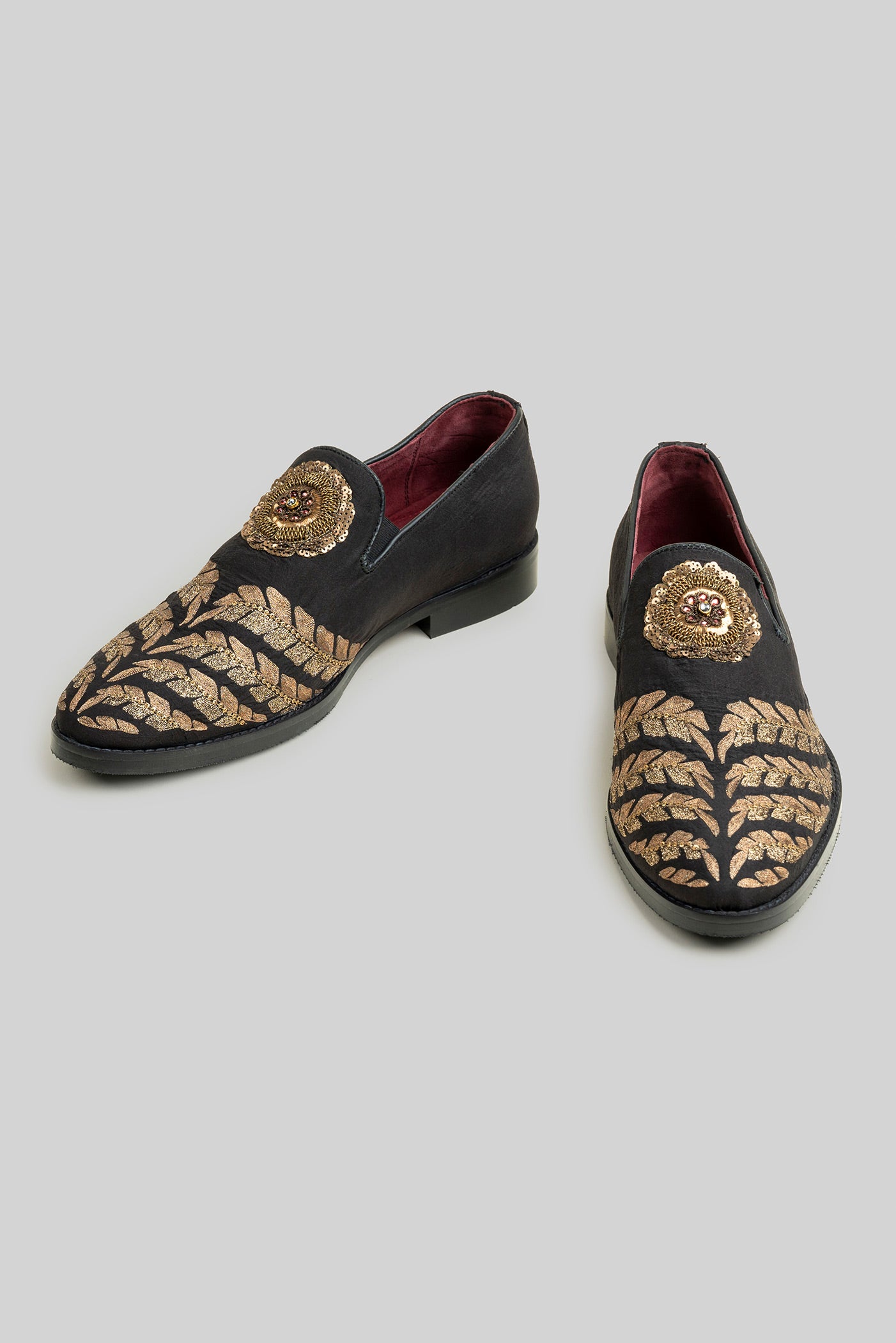 Noir Black Embroidered Loafers