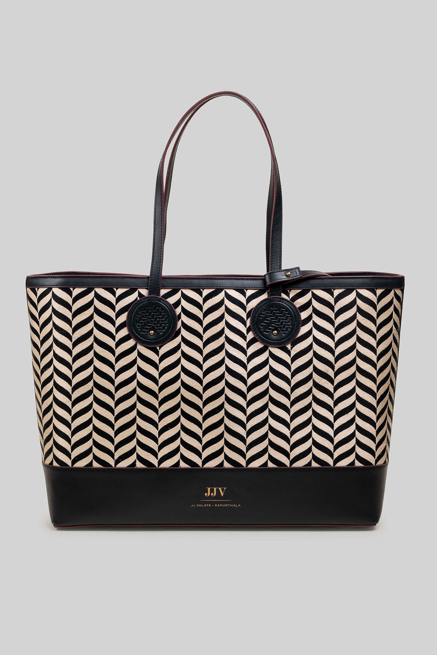 Satin Stitch Che Tote Bag | Black