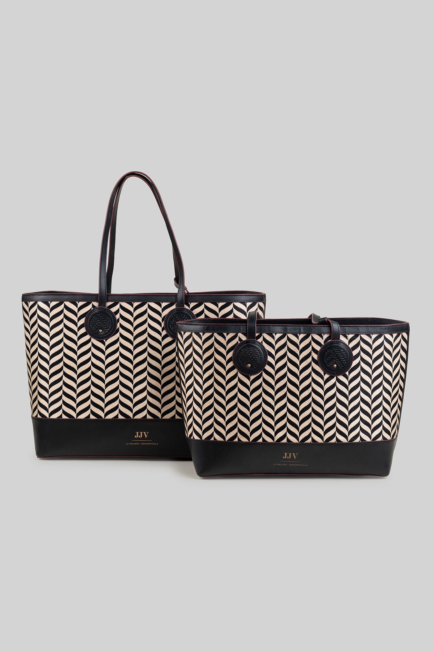 Satin Stitch Che Tote Bag | Black