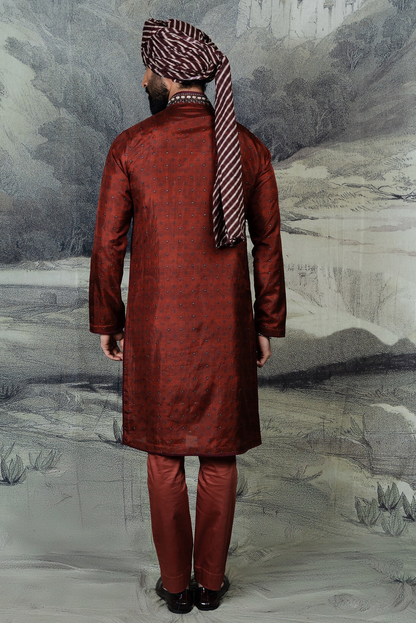 Vinatge Maroon Kurta Set | BARODA
