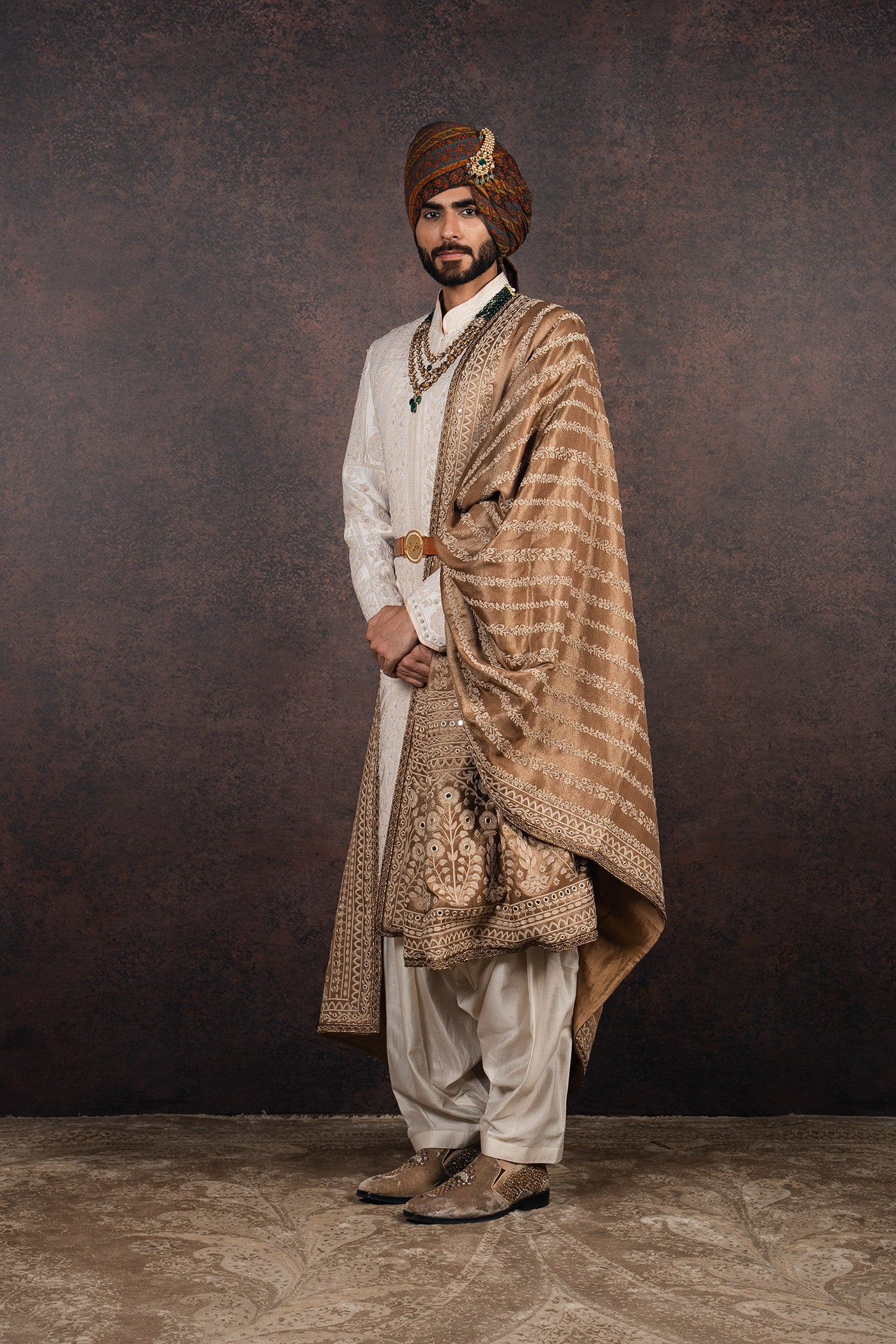 Banarasi Metallic Embroidered Stole | MURAQQA