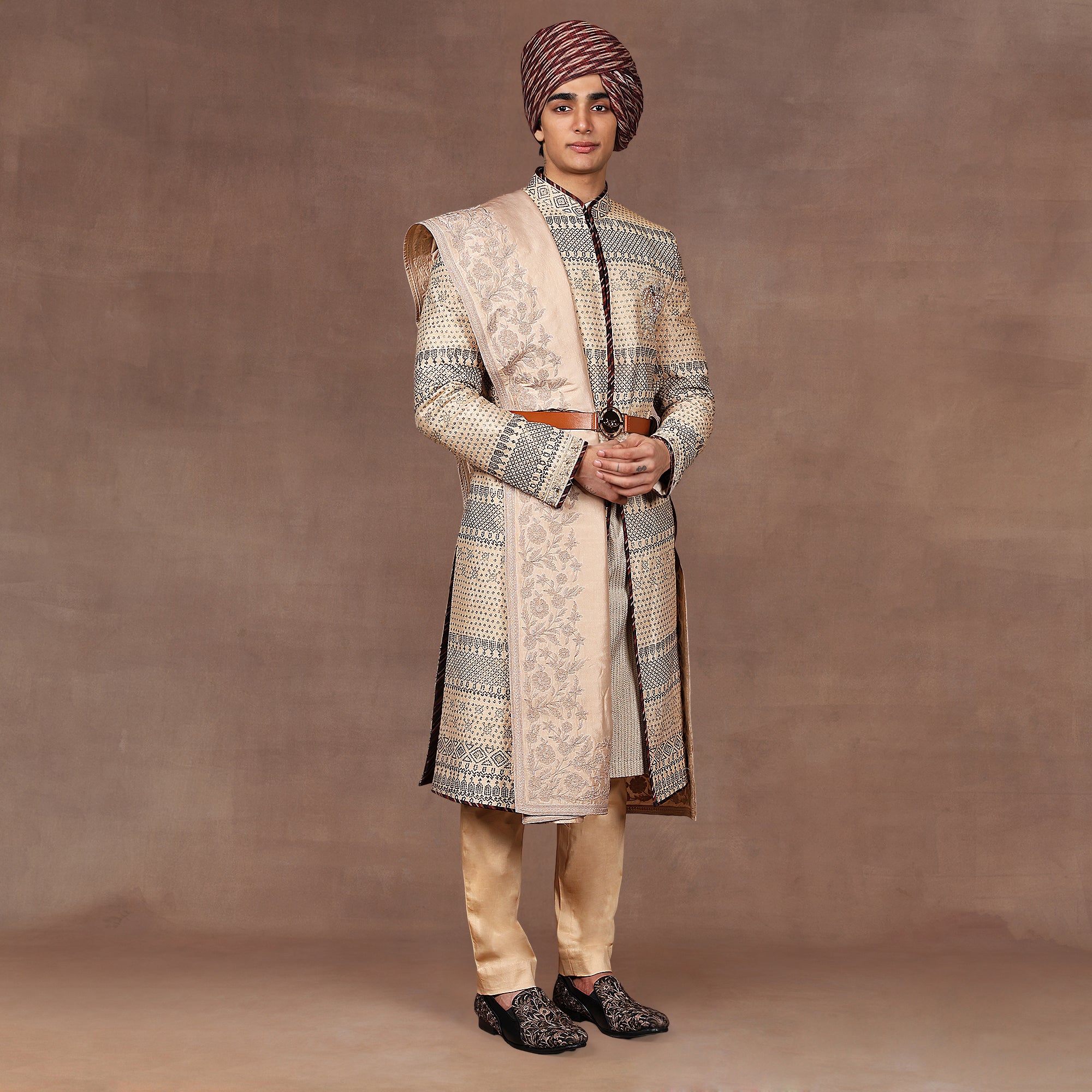 Blush Ivory Stole | EAST