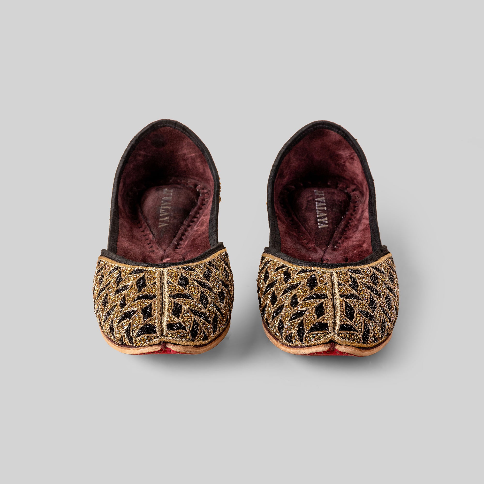 Chevron Embroidered Juttis