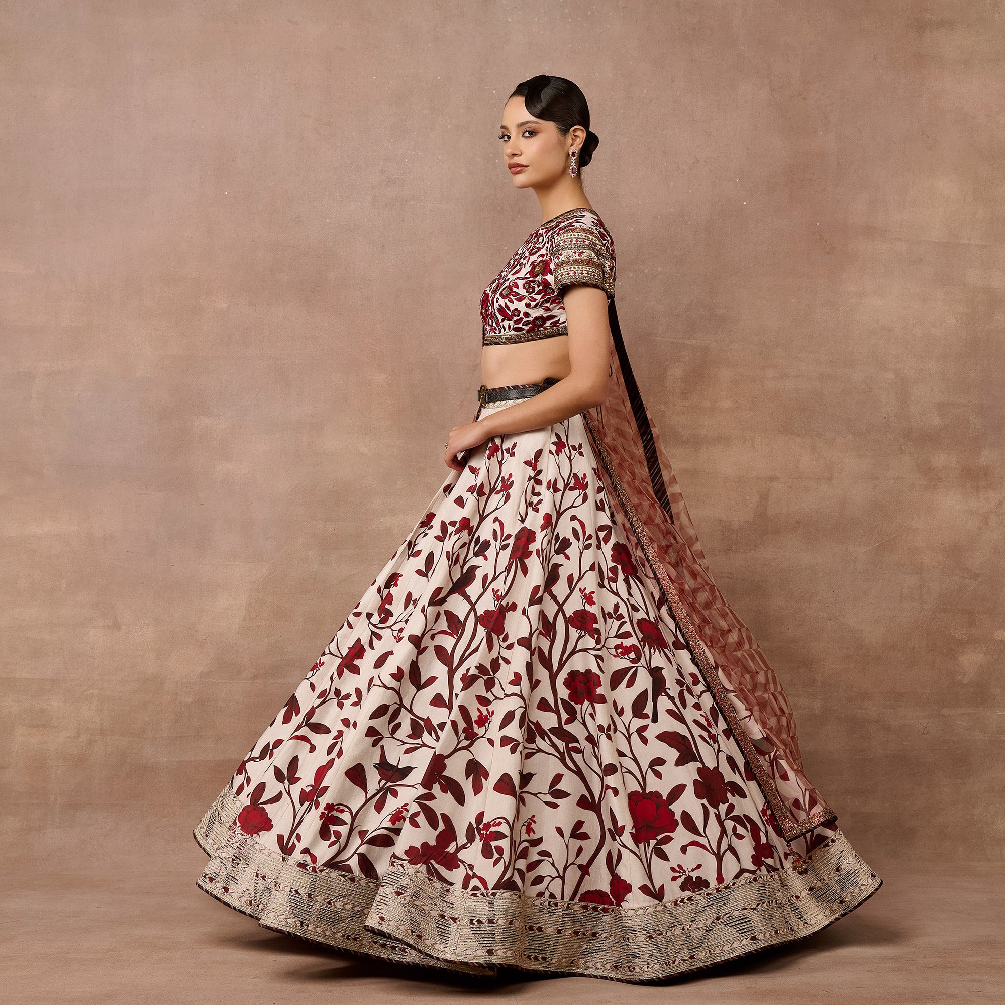 Ivory - Red Skirt Set | EAST