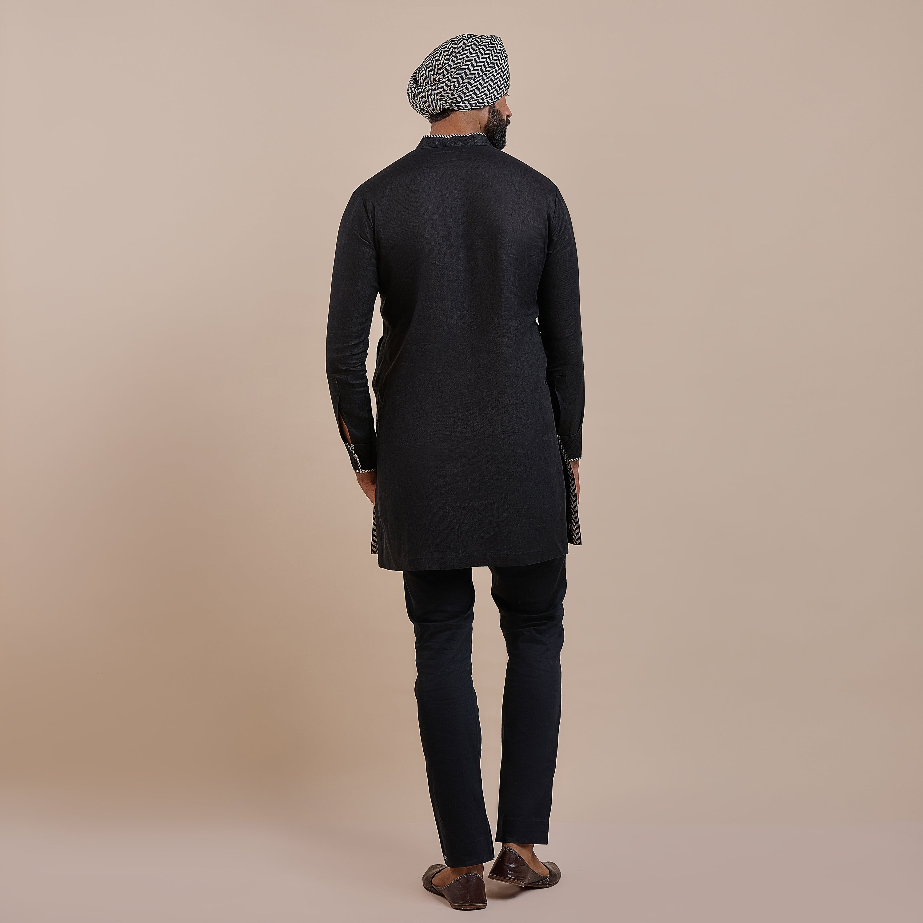 Noir Phoenix Solid Kurta | ATTH