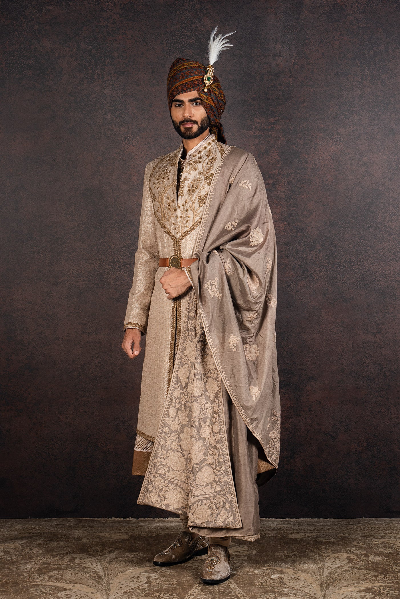Nugrey Dori Embroidered Stole | MURAQQA