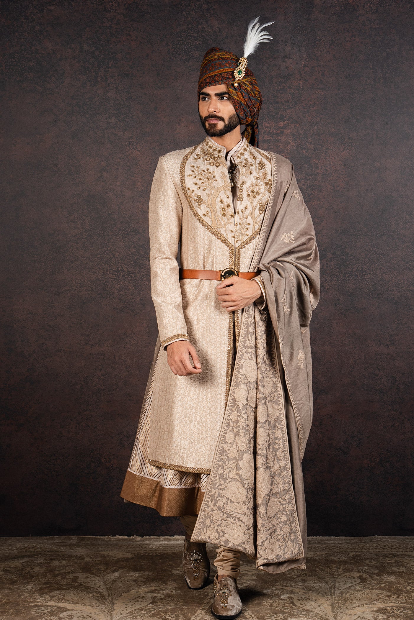 Nugrey Dori Embroidered Stole | MURAQQA