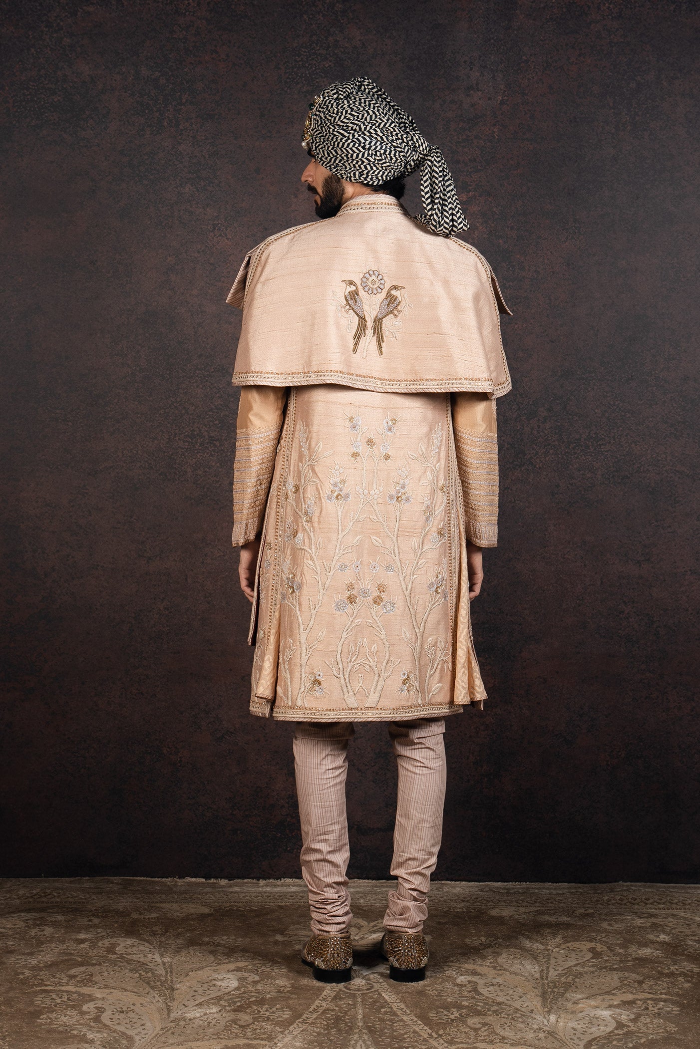 Pearl Nugrey Sherwani Set | MURAQQA