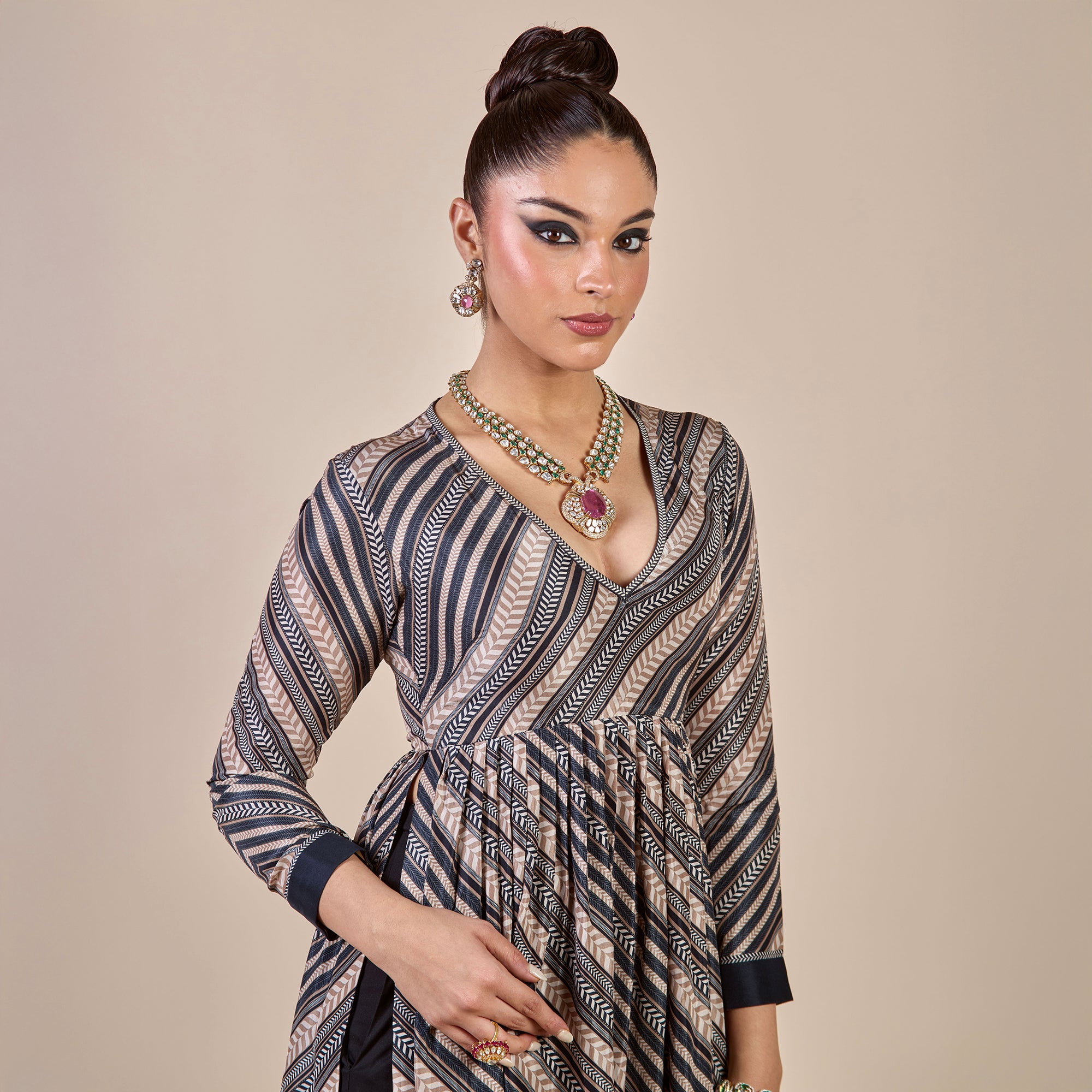 Taupe Chevron Striped Tunic | CHHĒ