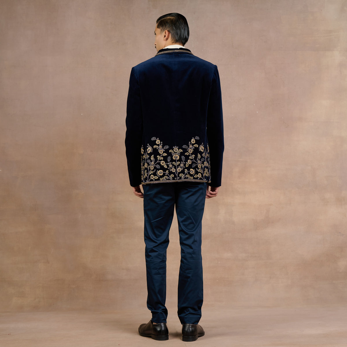 Midnight Blue Tuxedo | Siddi