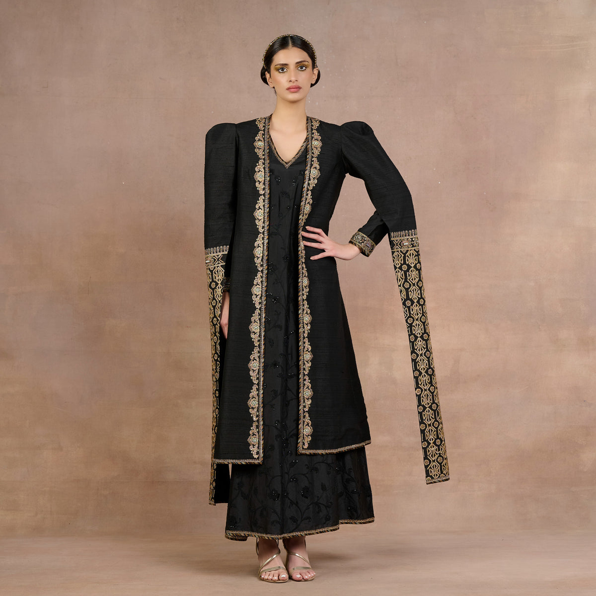 Noir - Gold Jacket Set | Siddi