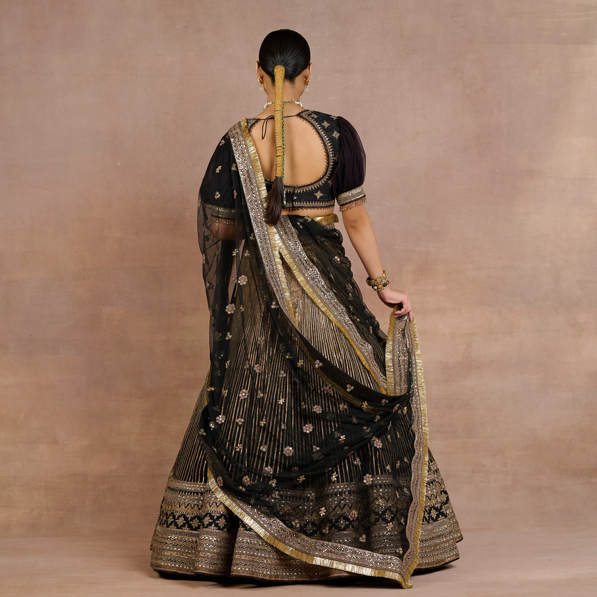 Noir-Gold Lehenga Set | Siddi