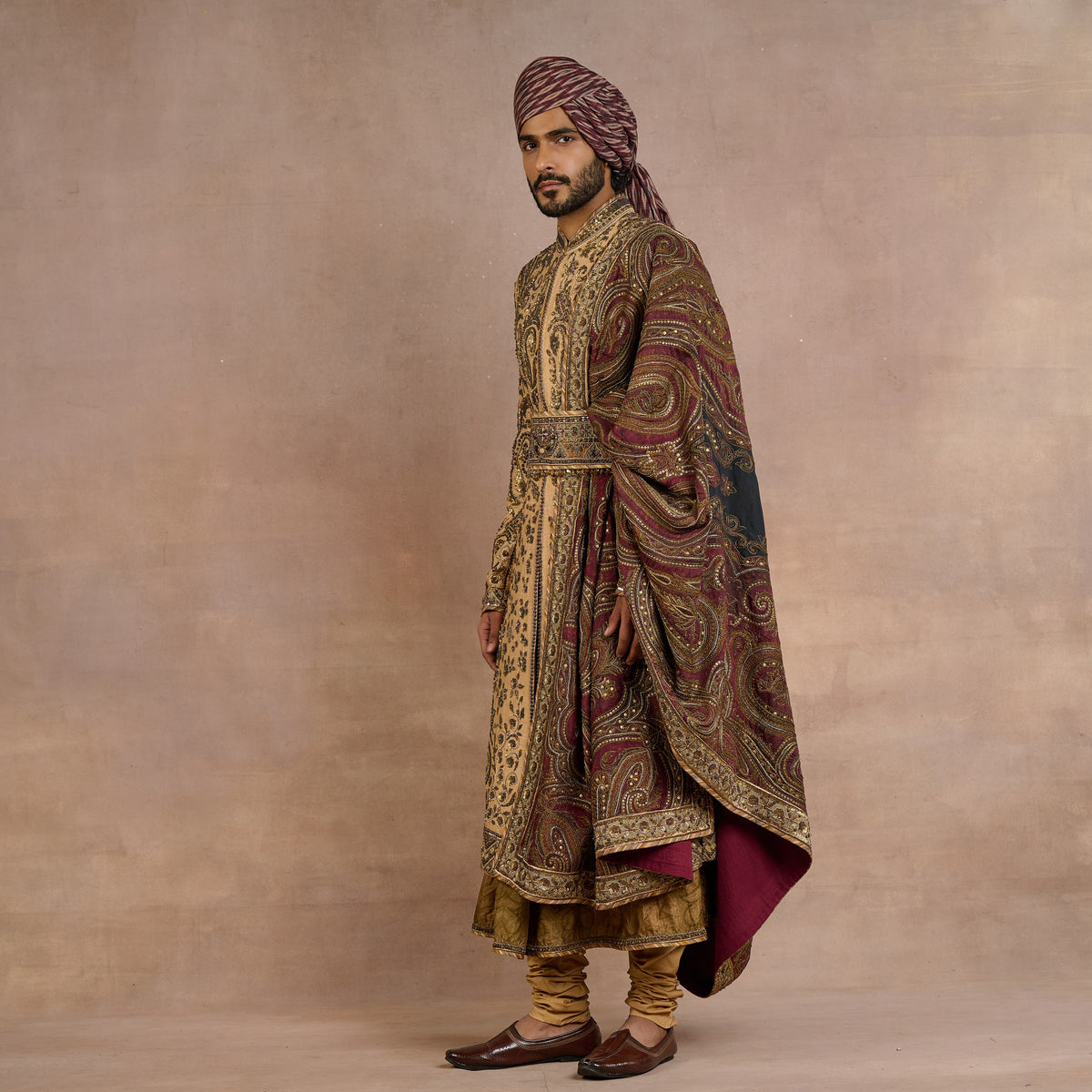 Warm Walnut Stole | Siddi