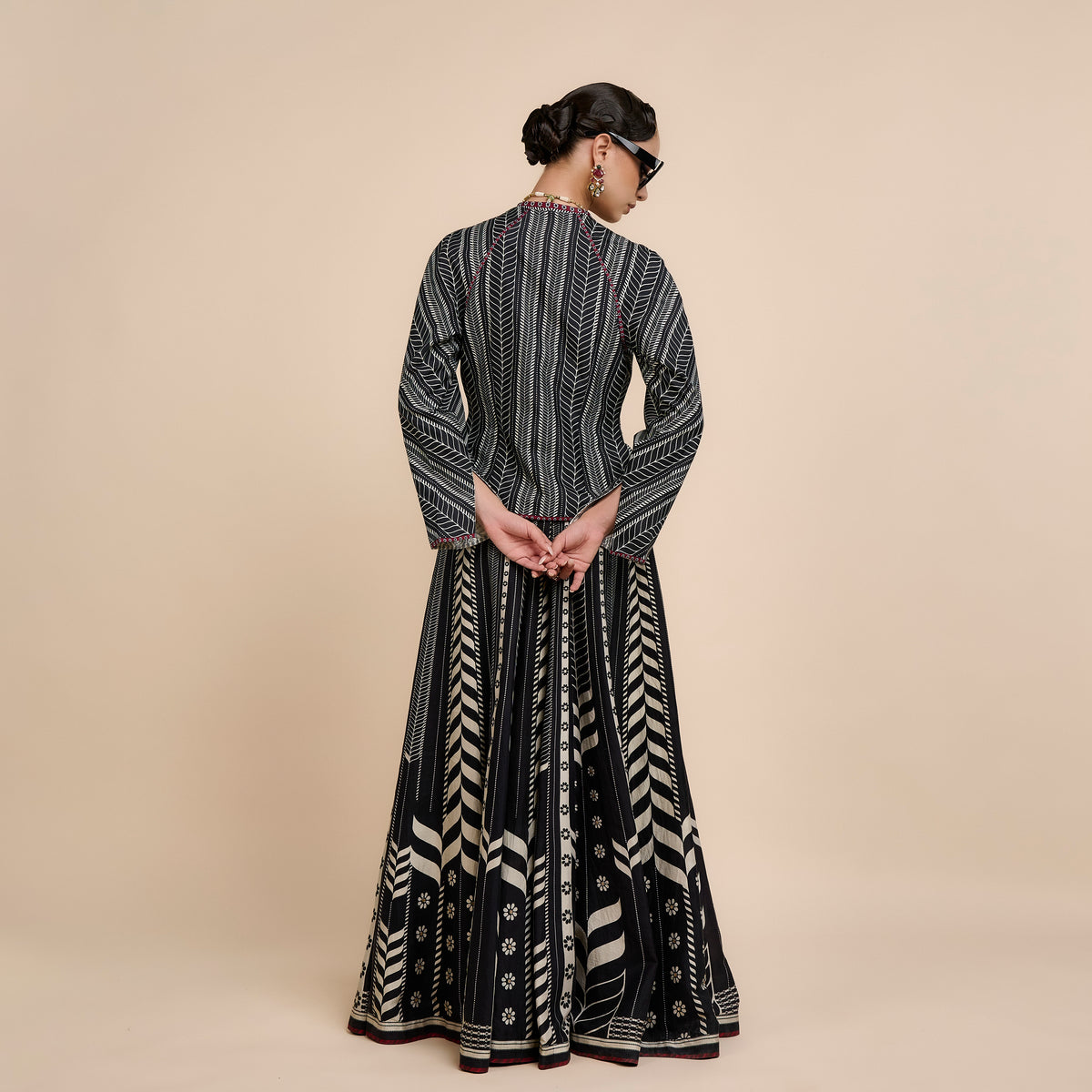 CHEVRON REVERSIBLE IKA JACKET | FESTIVE EDIT