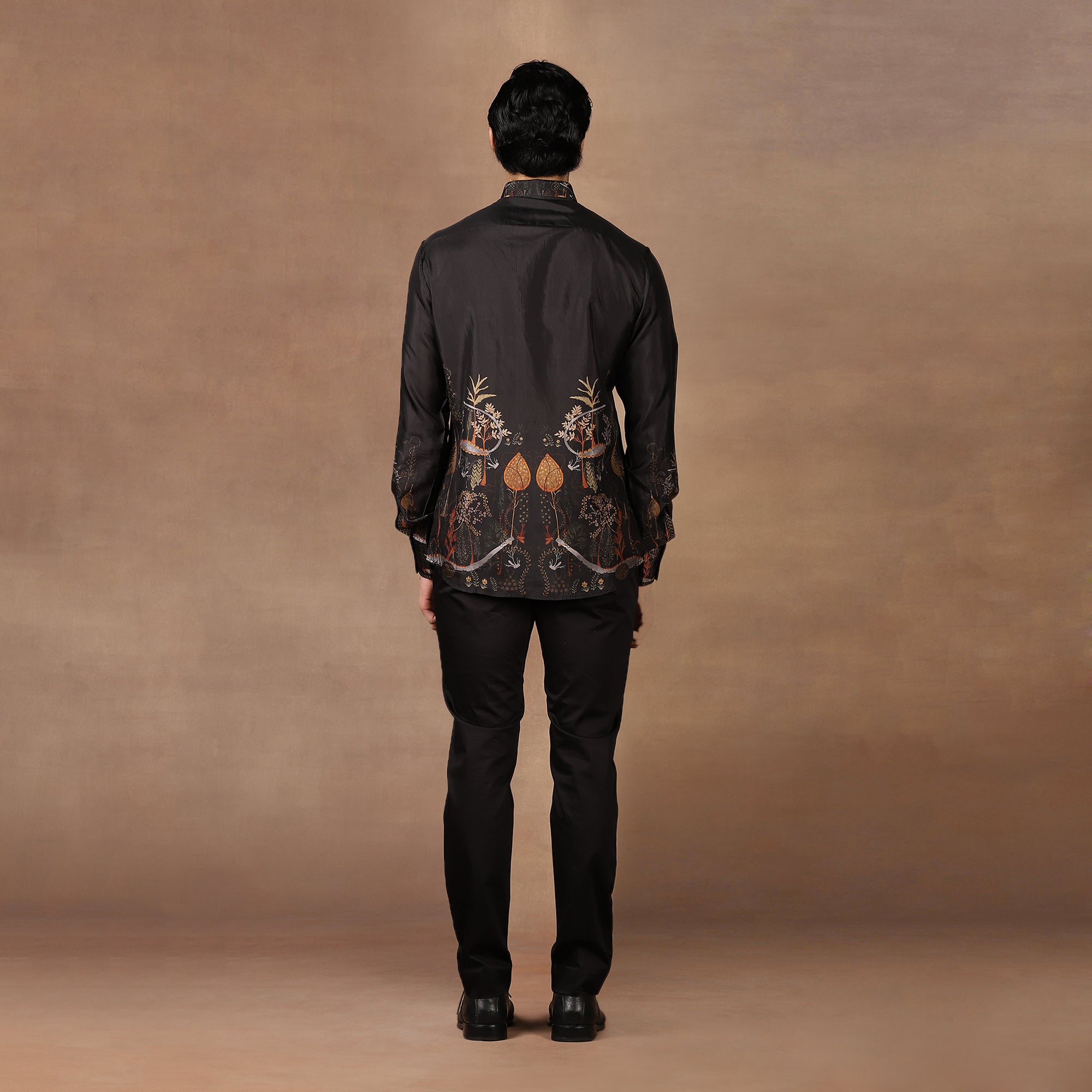 Noir Black Shirt | MURAQQA