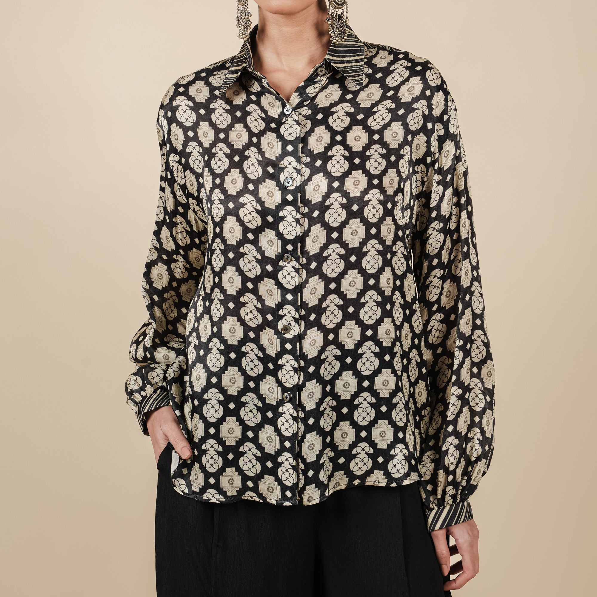 Pearl Ivory Printed Long Top | CHAR