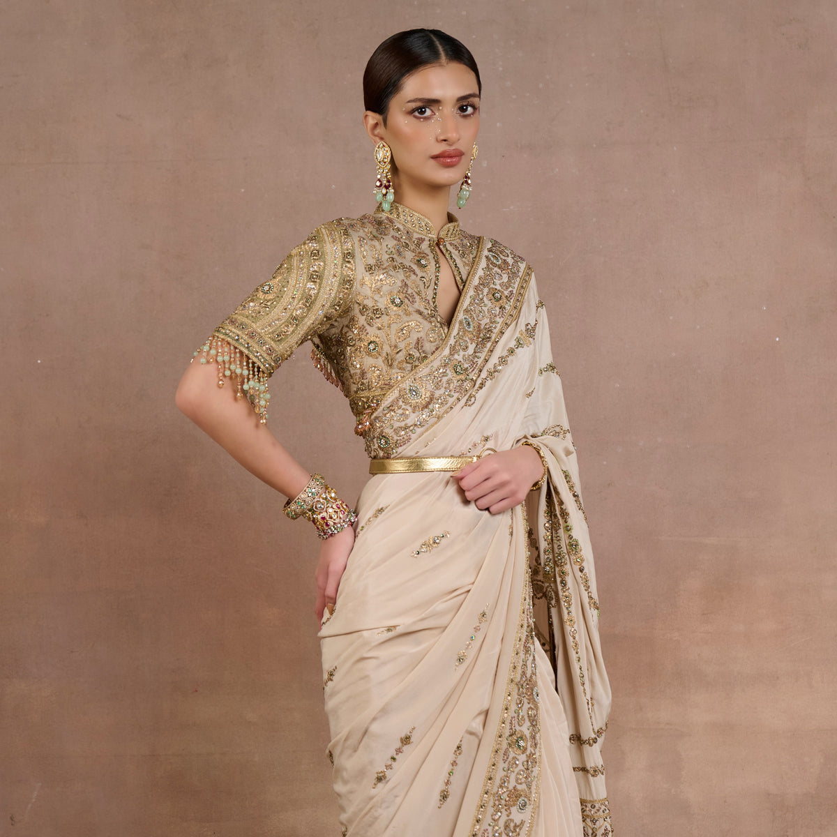 Almond Ivory Saree Set | Siddi