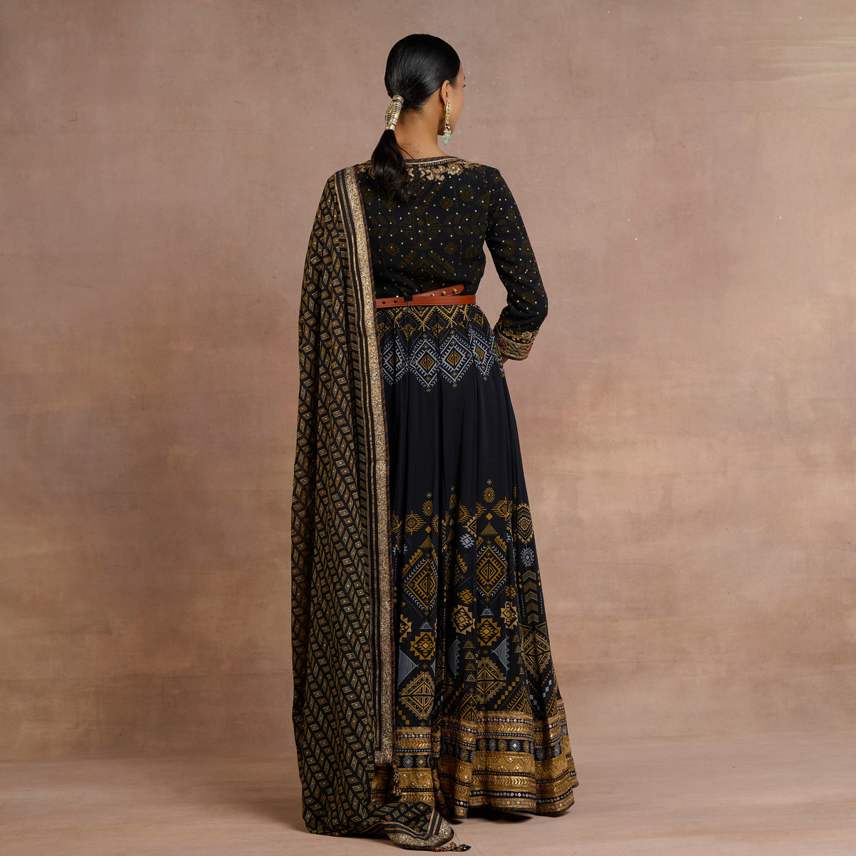 Noir Anarkali Set | Siddi