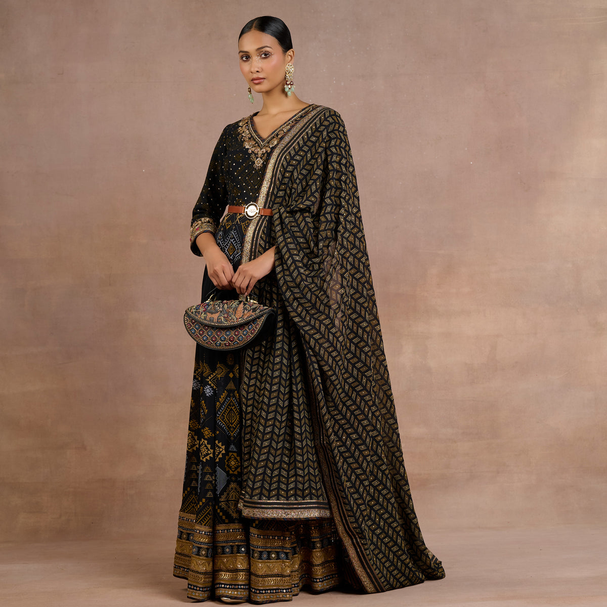 Noir Anarkali Set | Siddi